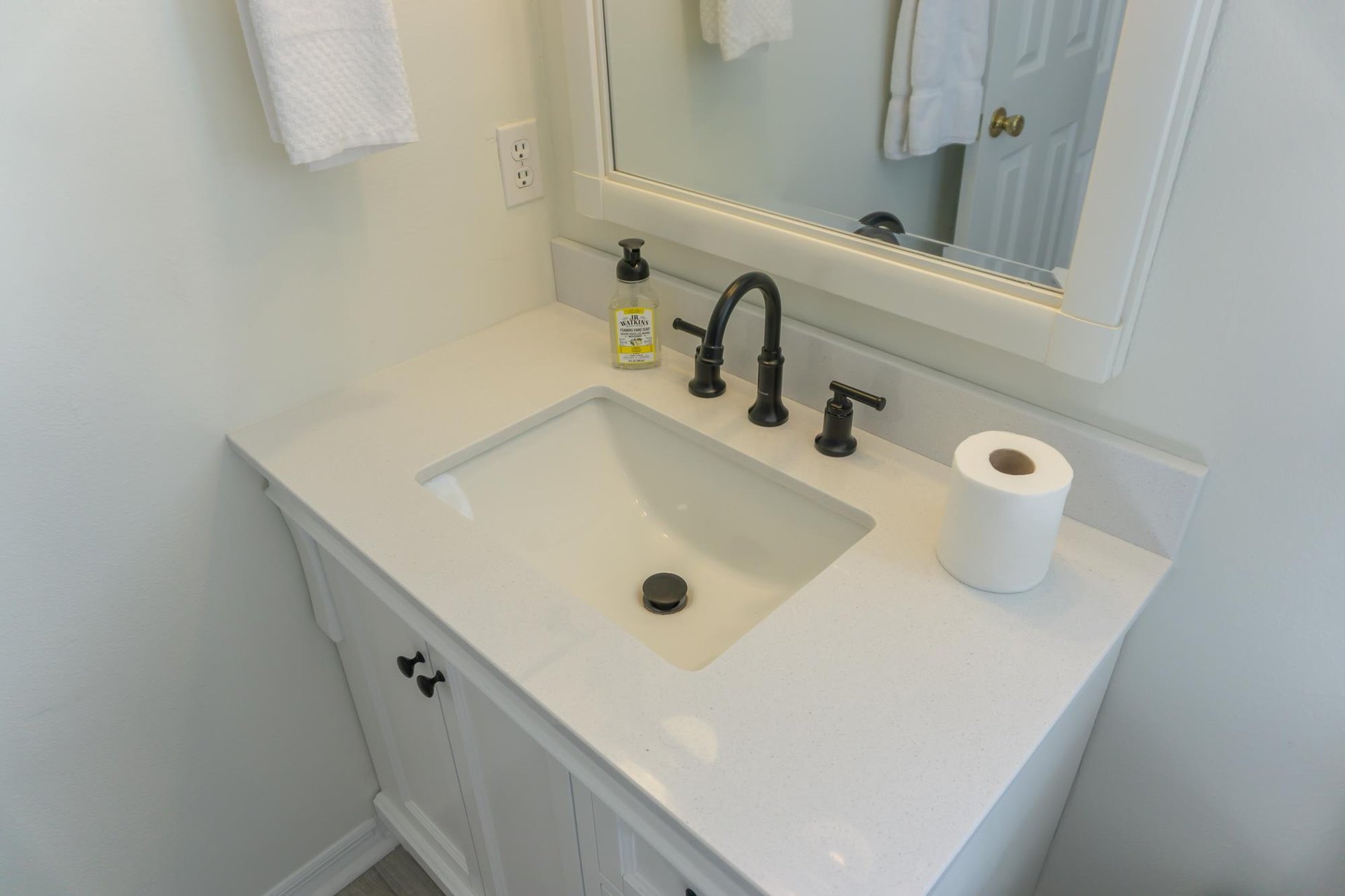 Beachside Villas 811 17