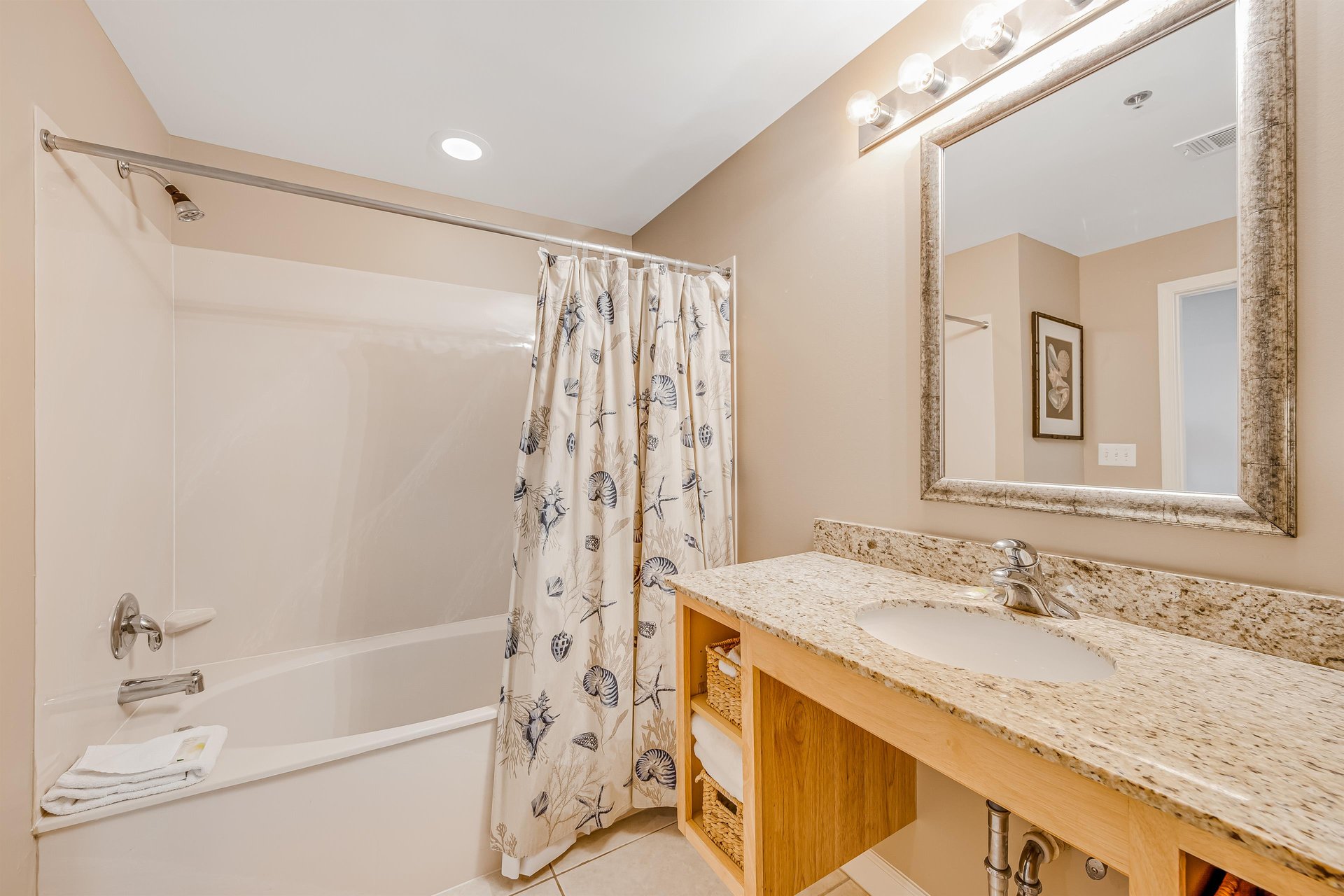 Splash Resort 1001W 20