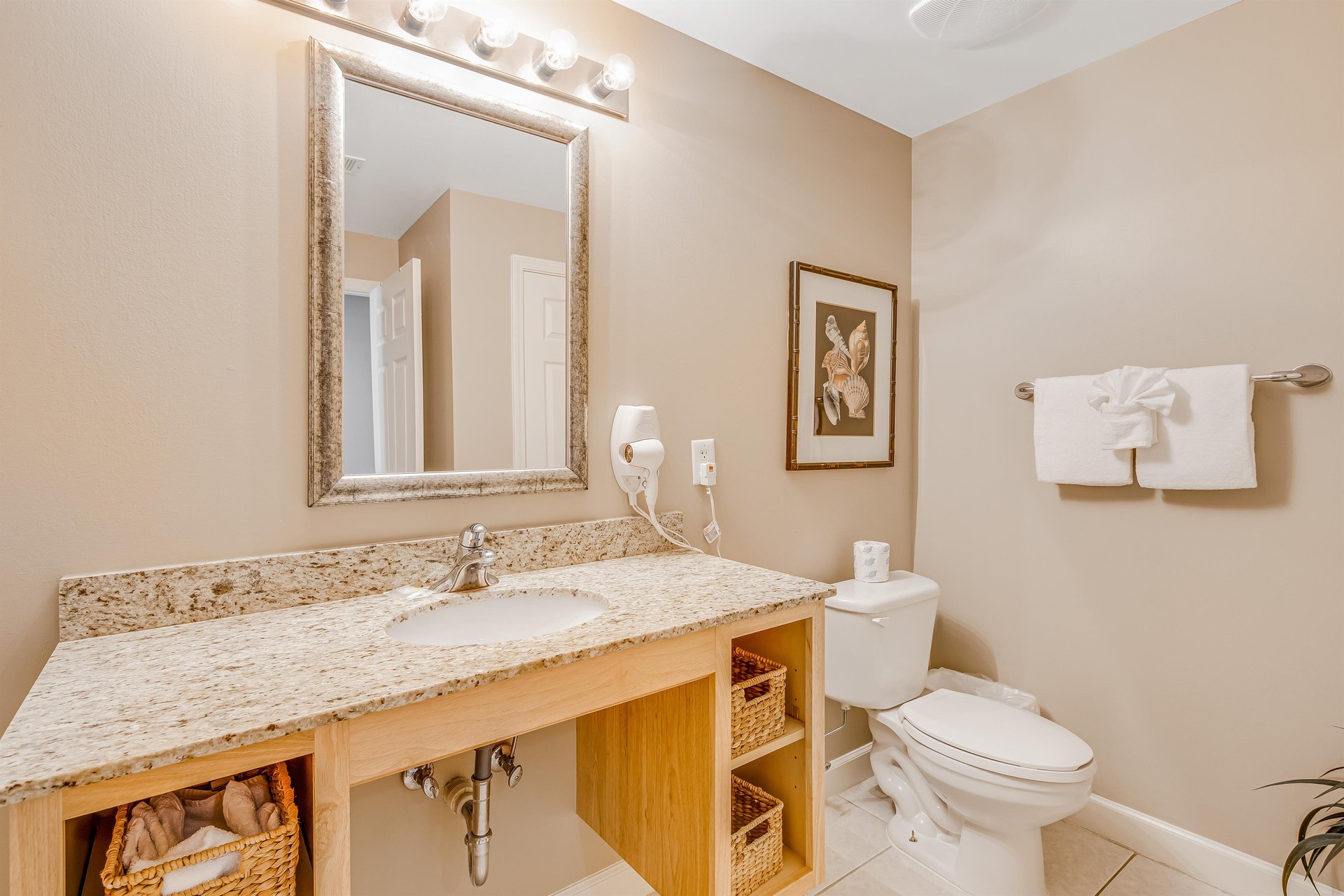 Splash Resort 1001W 21