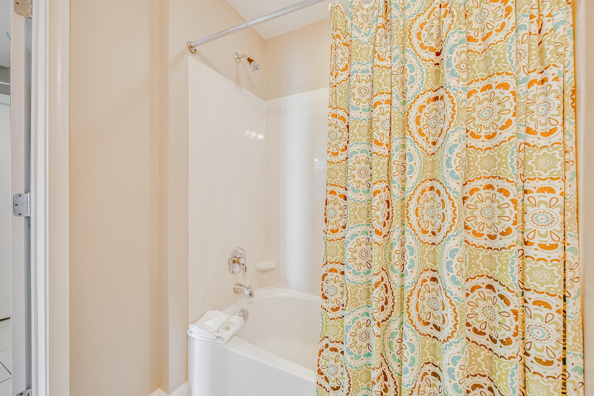 Splash Resort 1001W 25