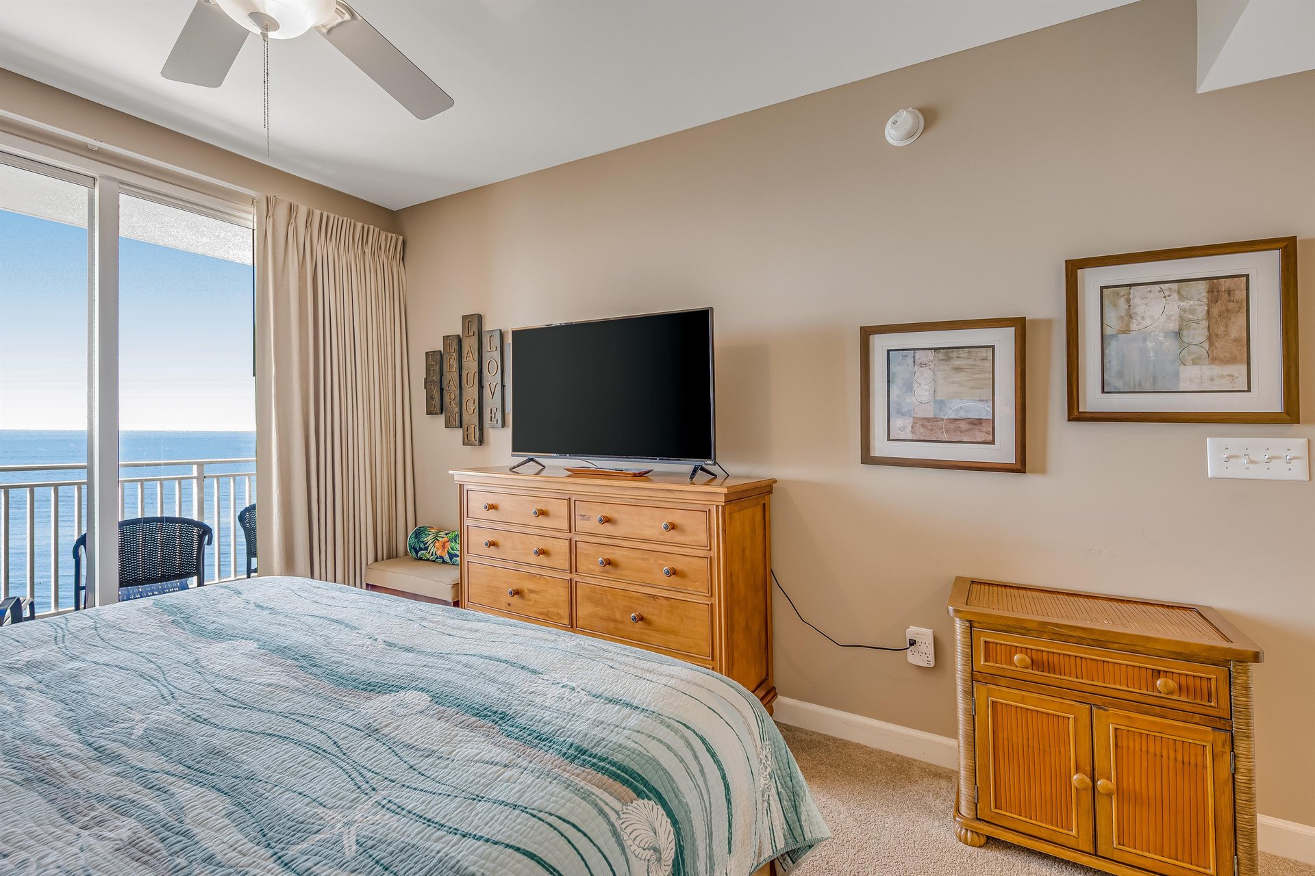 Splash Resort 1001W 31