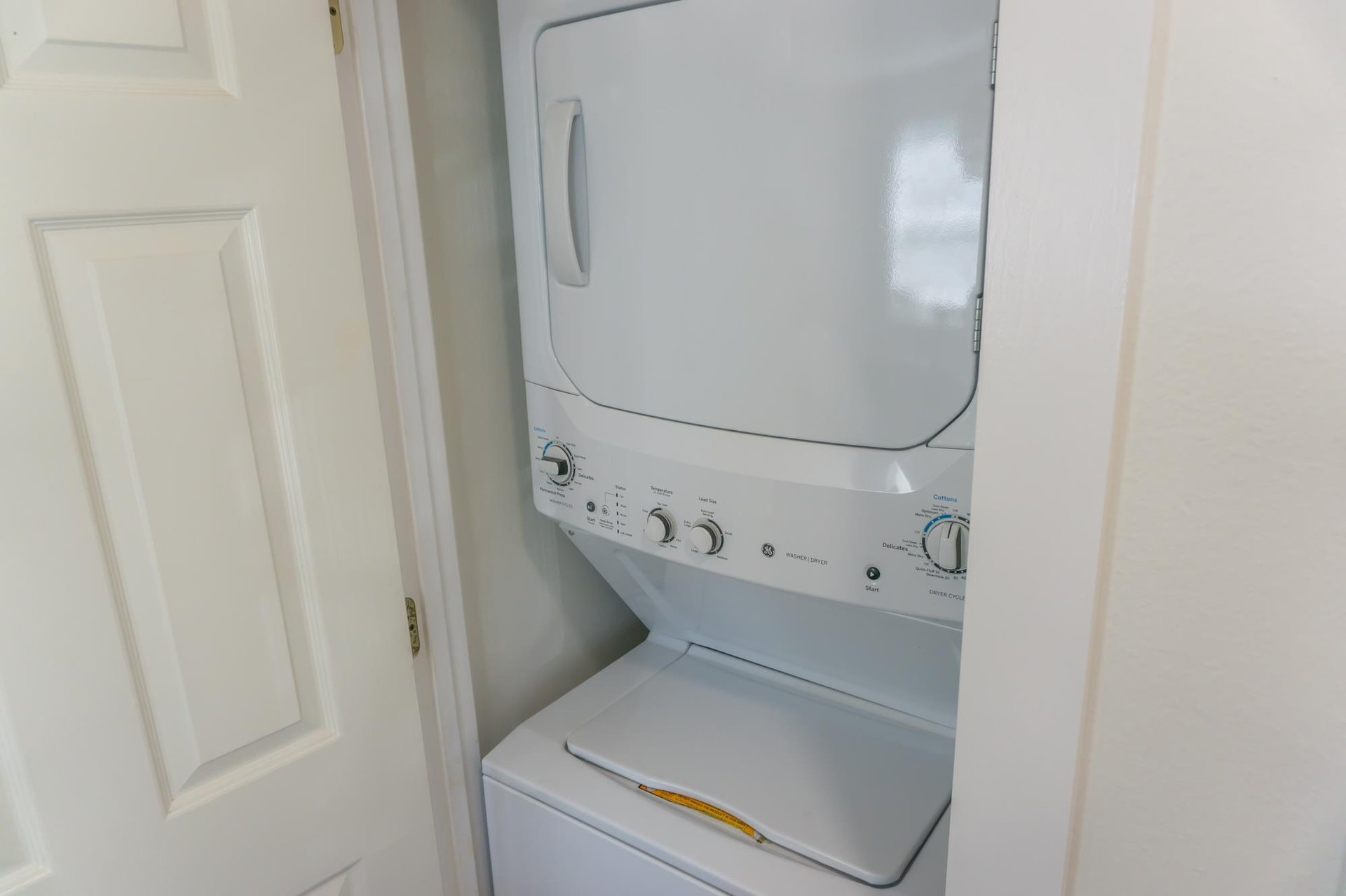 Beachside Villas 811 25