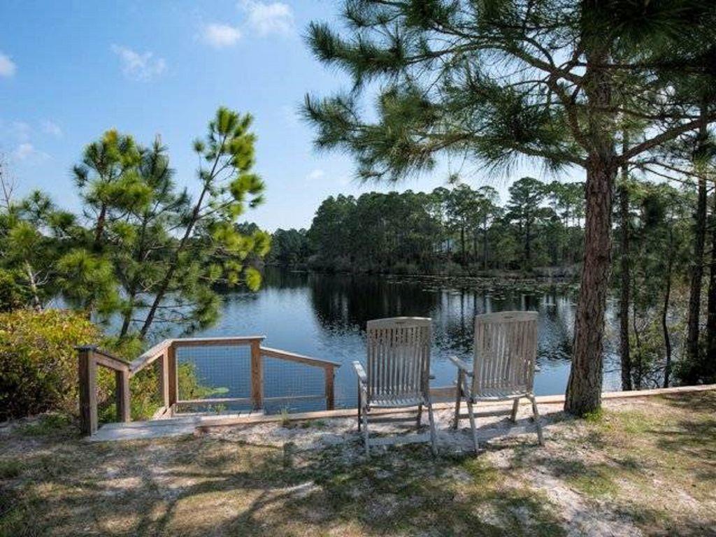 Beachside Villas 811 26