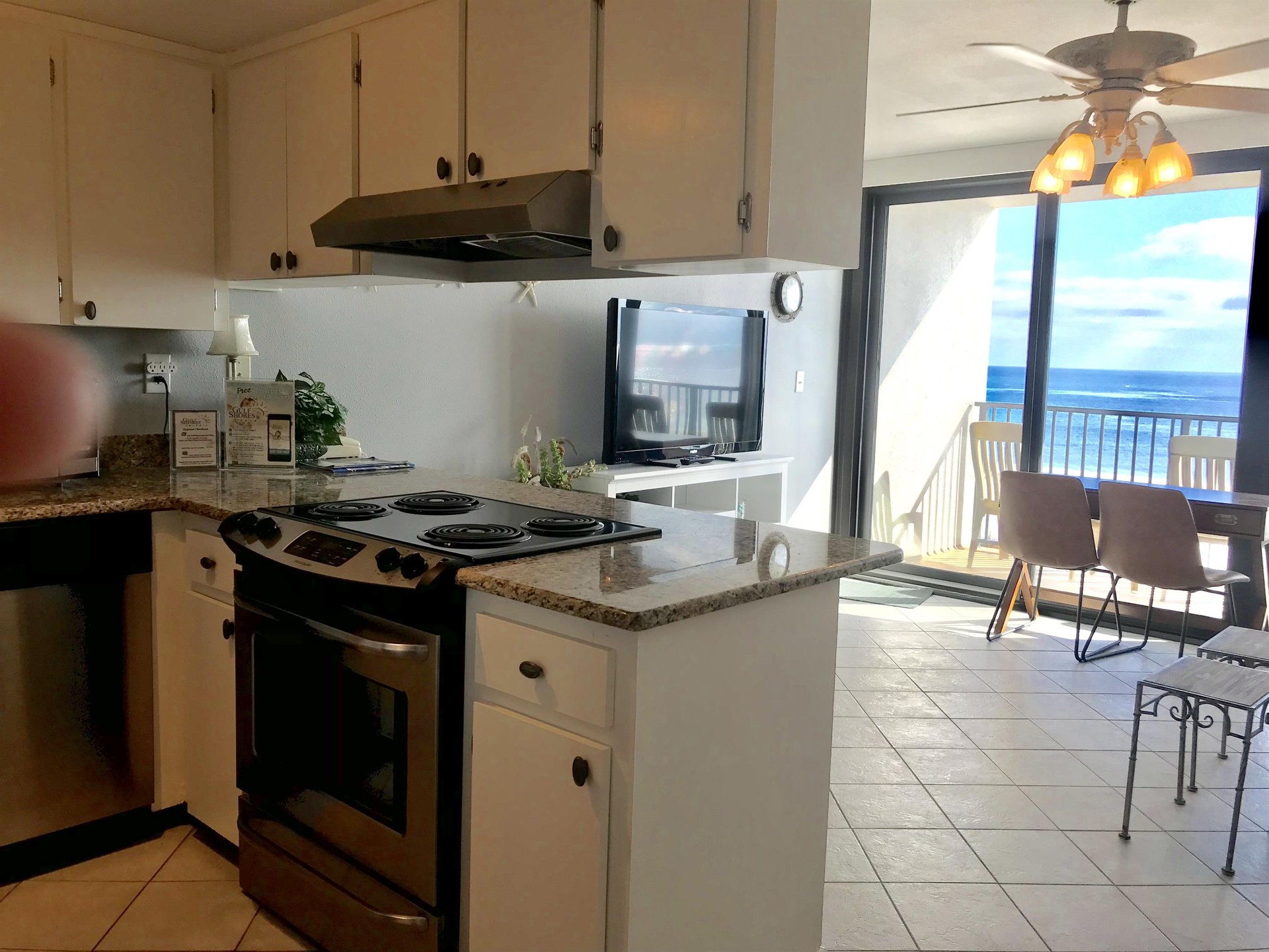 Island Winds West 475 5