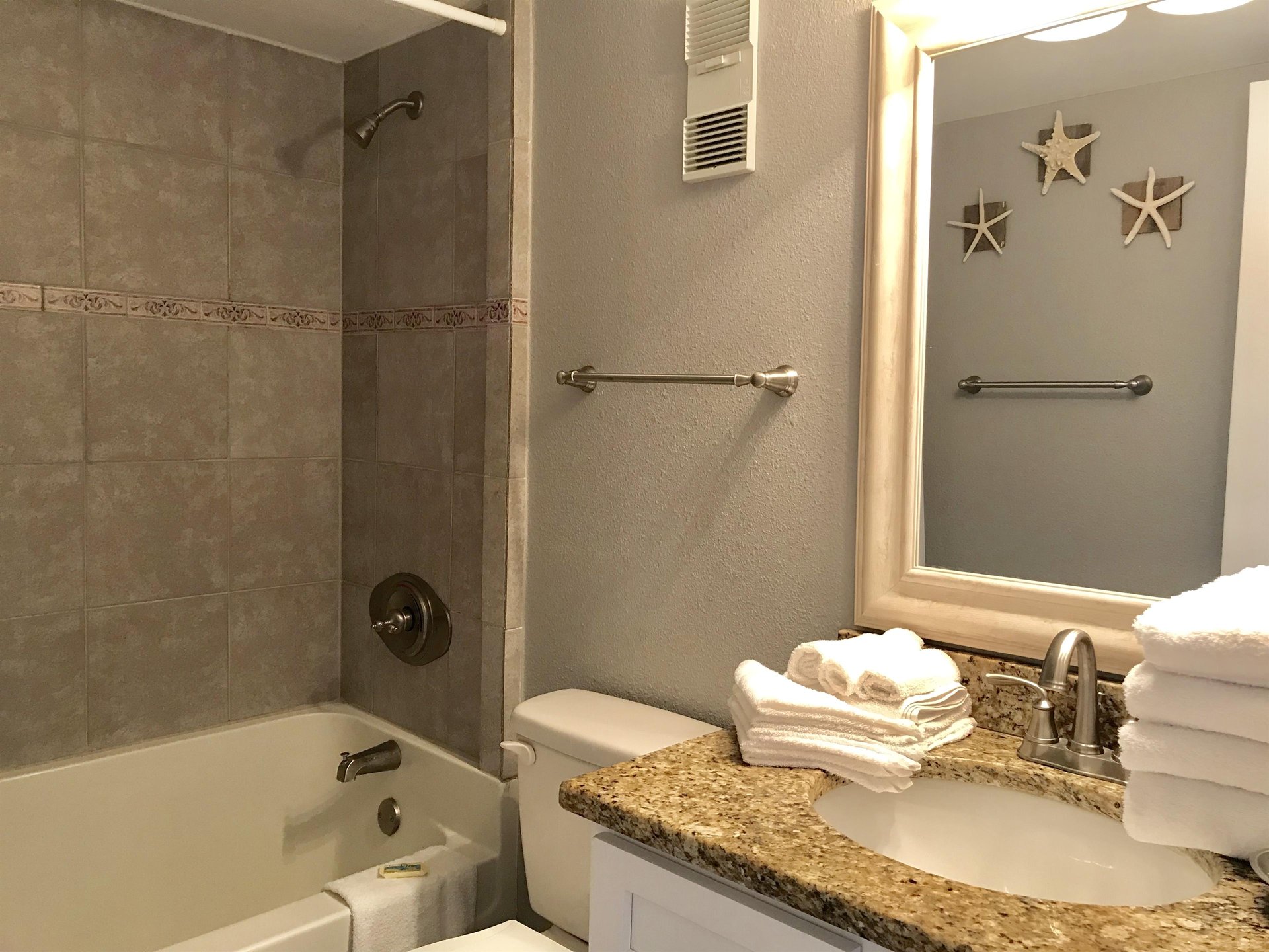 Island Winds West 475 11