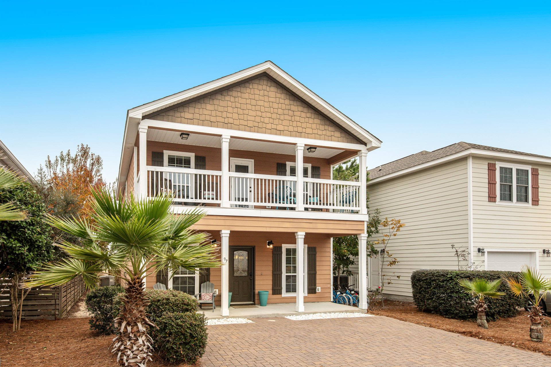 White Shore Cottage 1