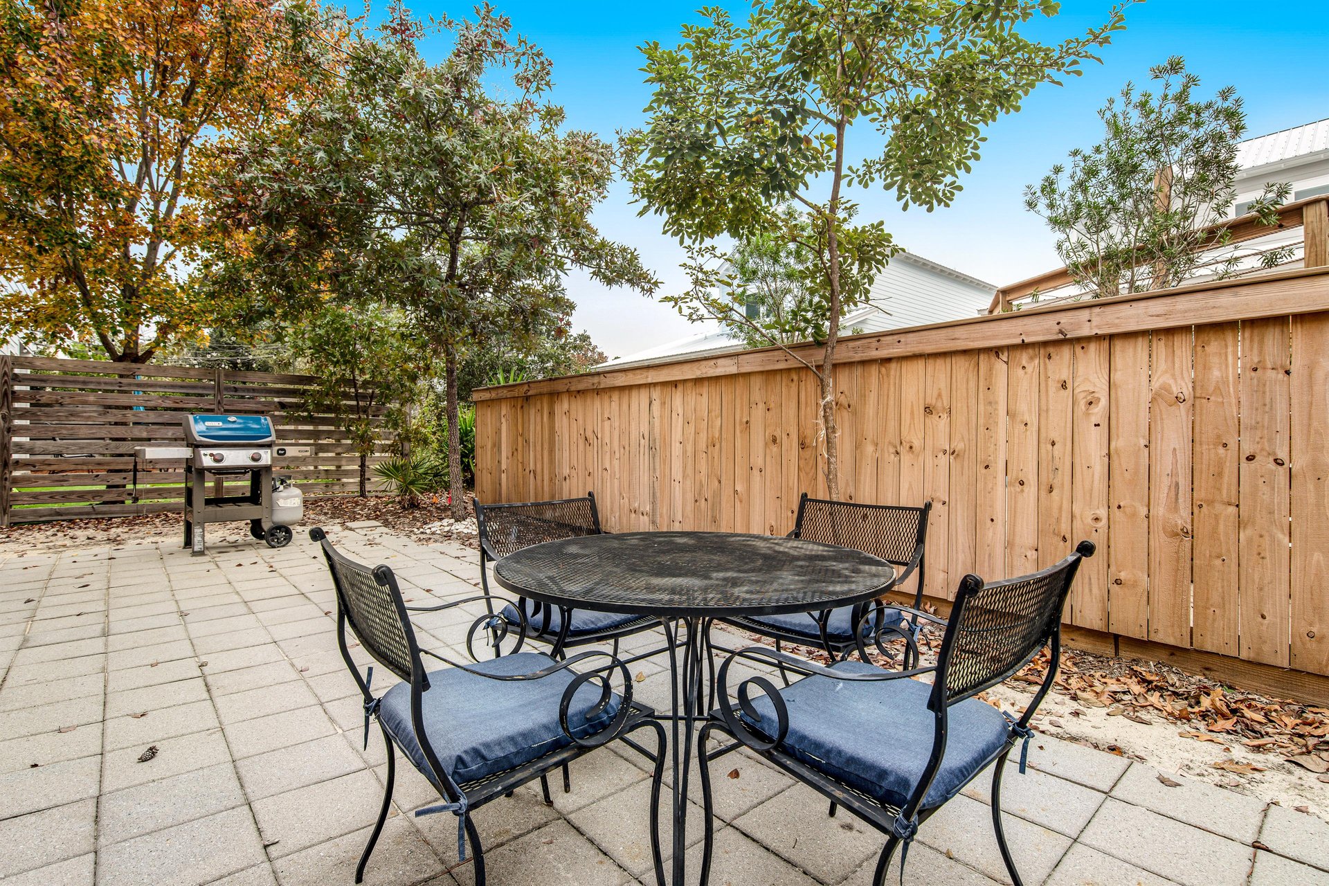 White Shore Cottage 10