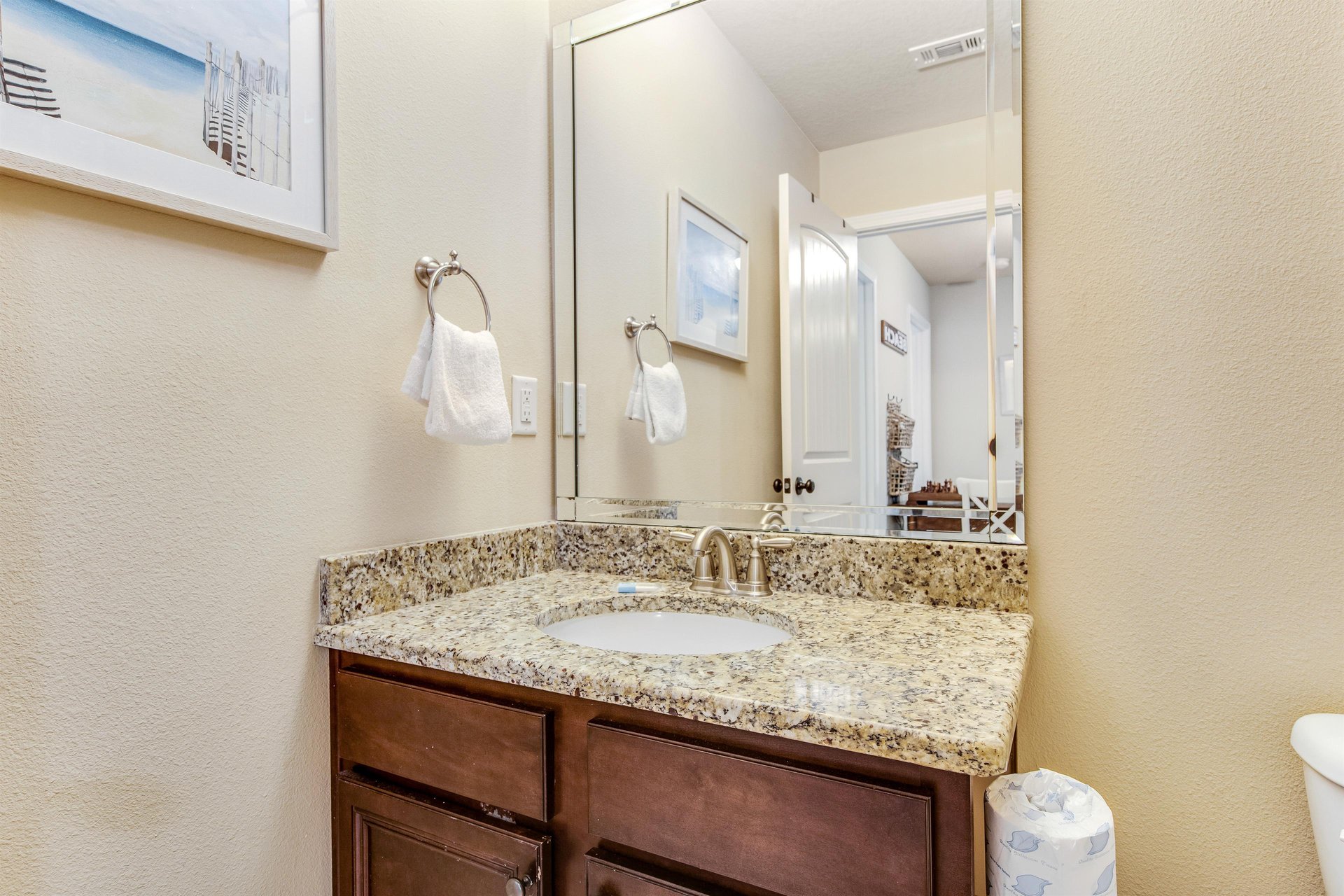 White Shore Cottage 22