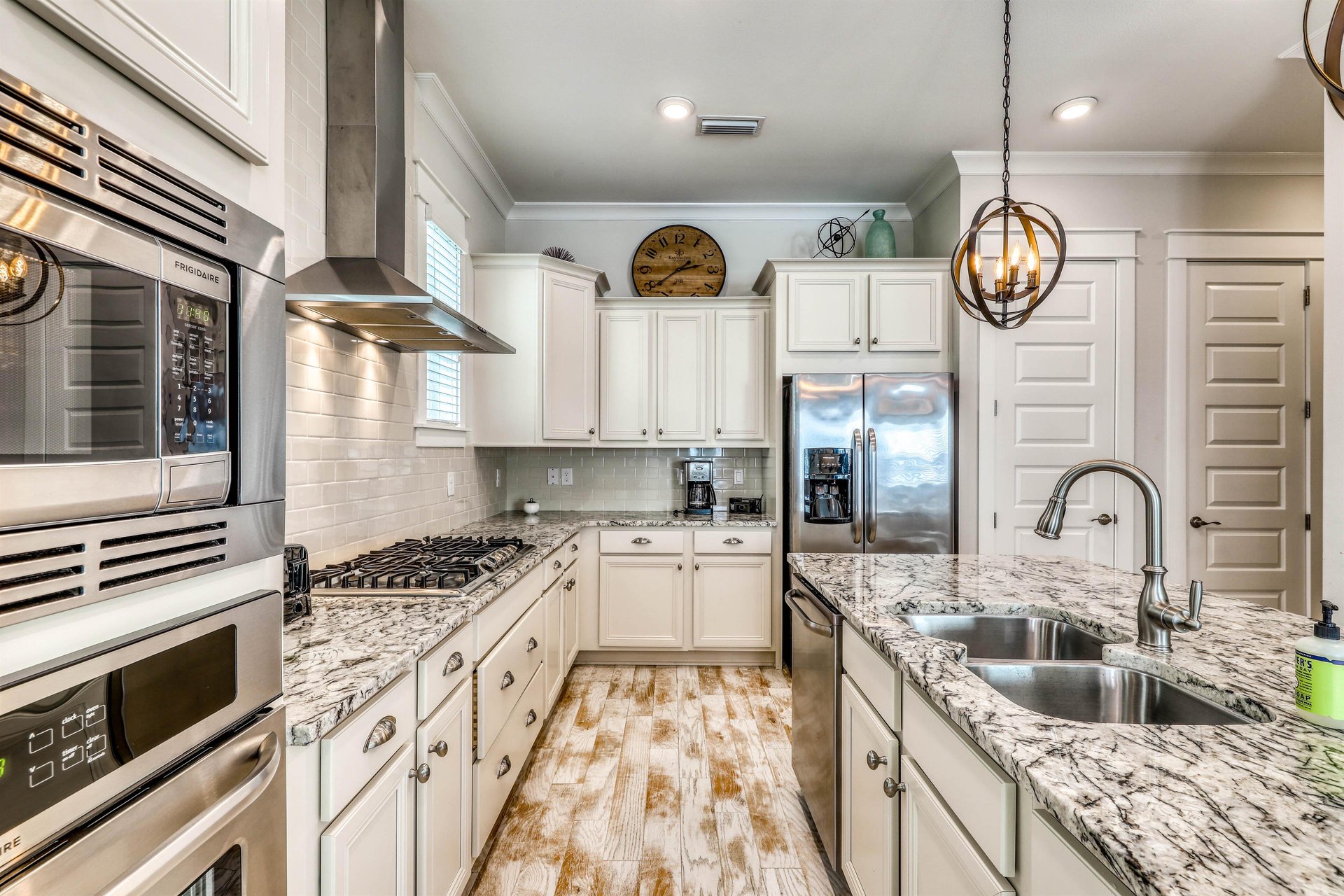 Prominence  Family Tides 17