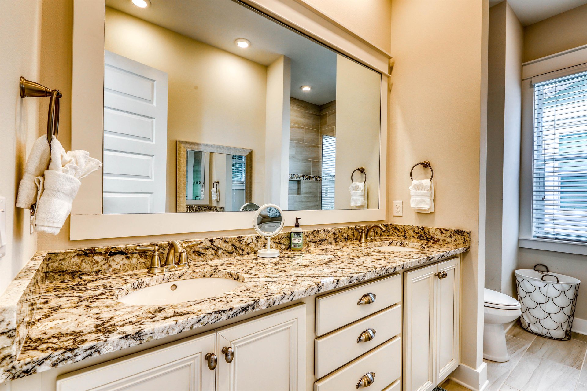 Prominence  Family Tides 23