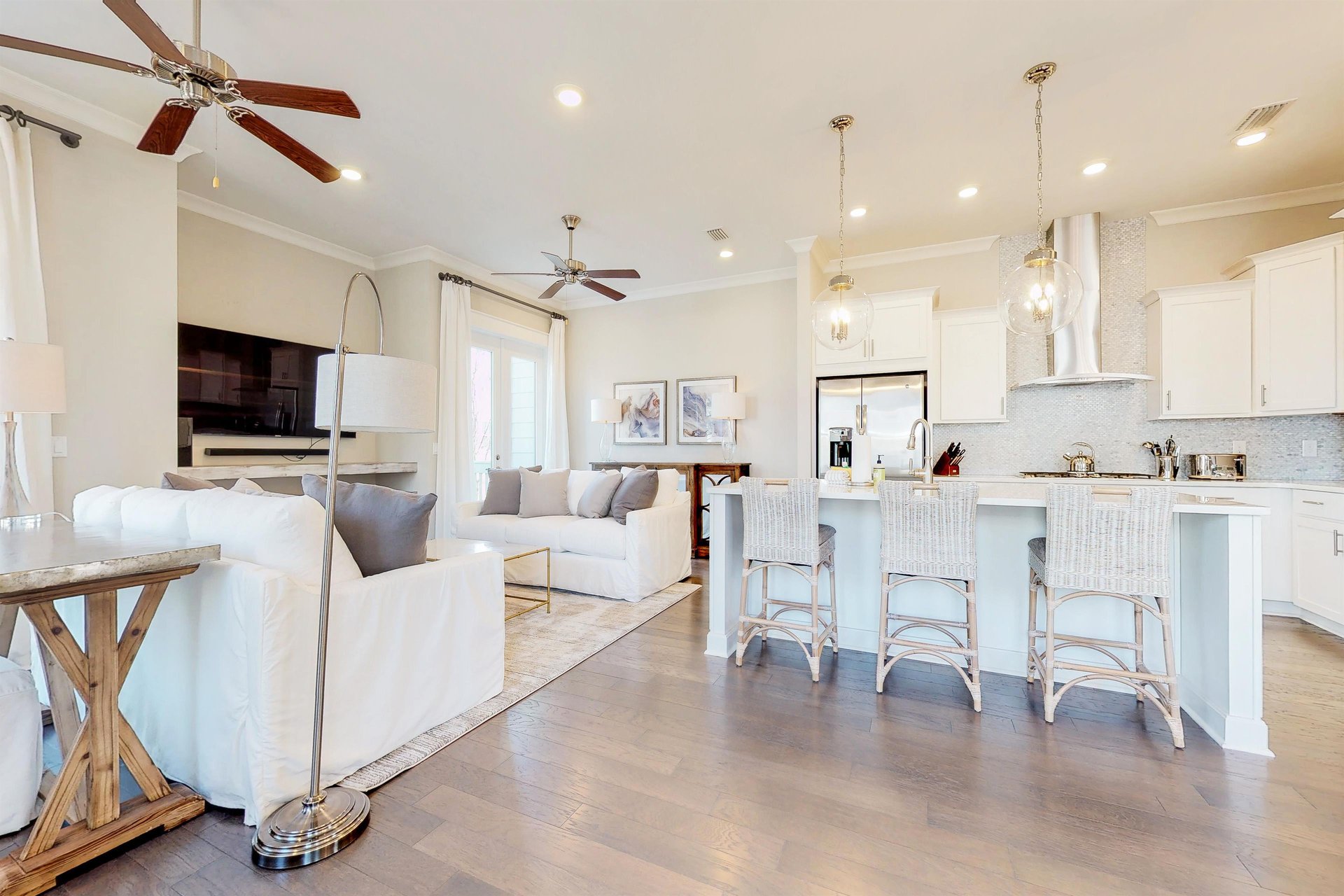 Prominence  The Great Escape 1