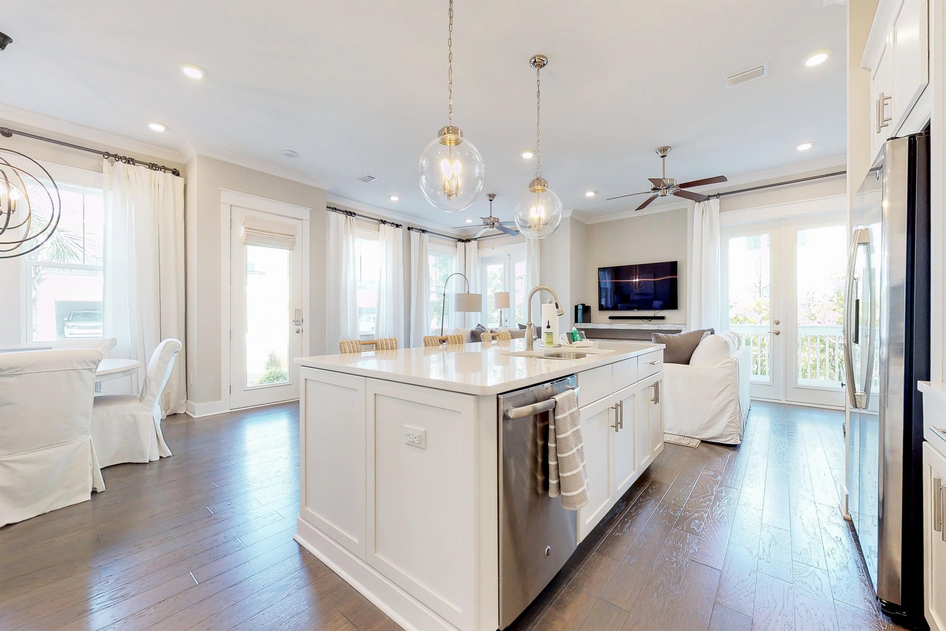 Prominence  The Great Escape 11