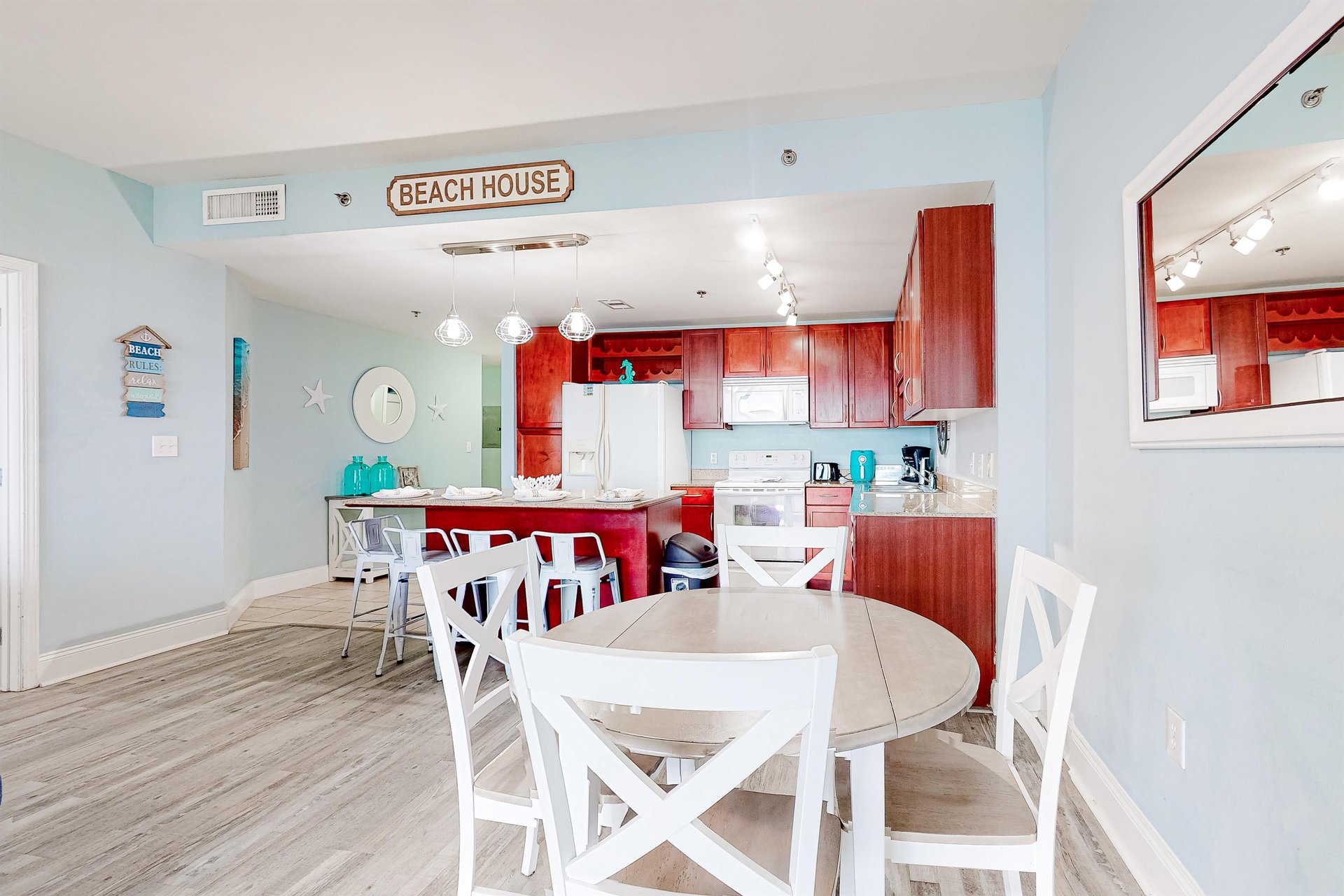 Laketown Wharf 1120 6