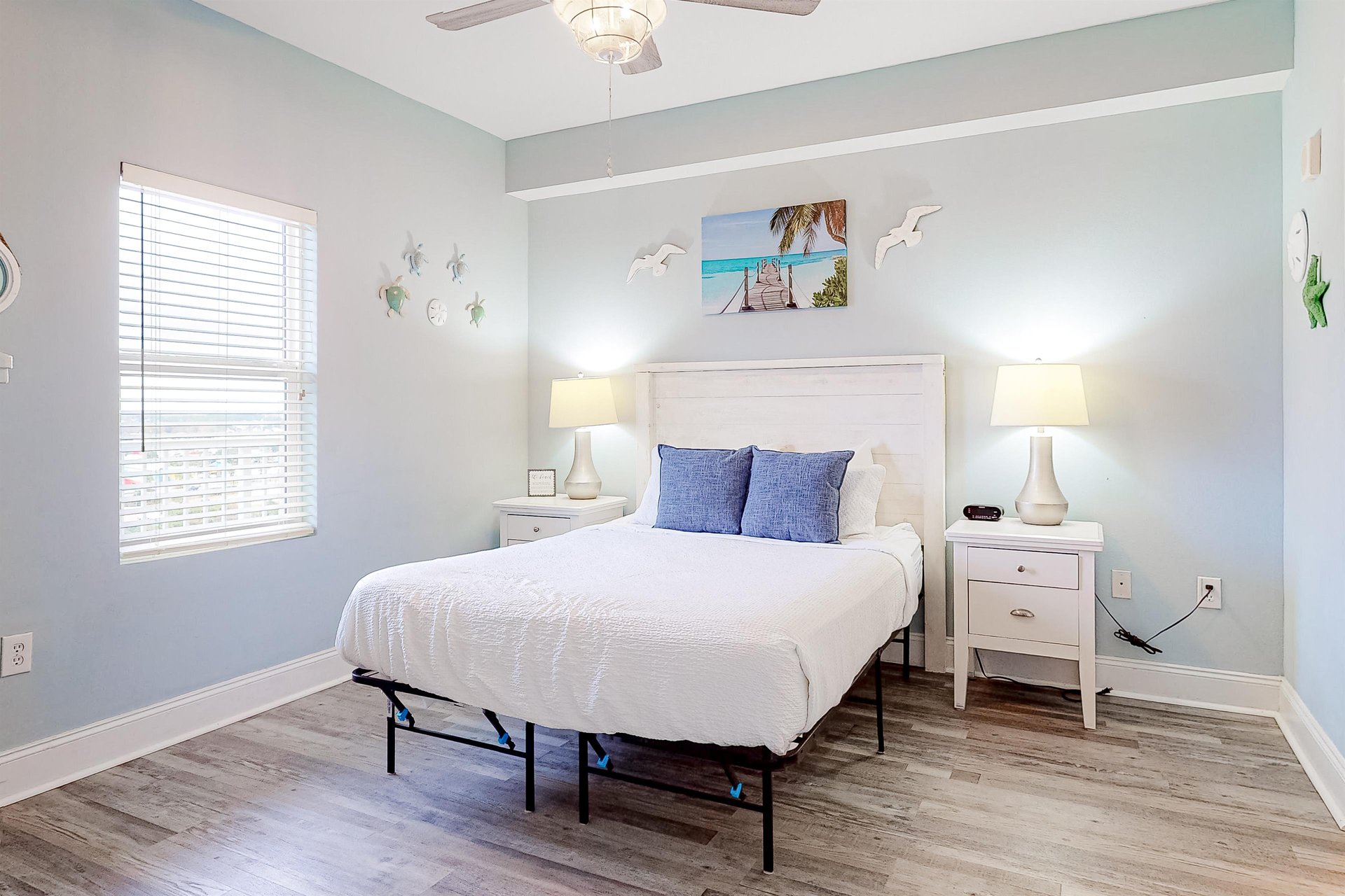 Laketown Wharf 1120 16