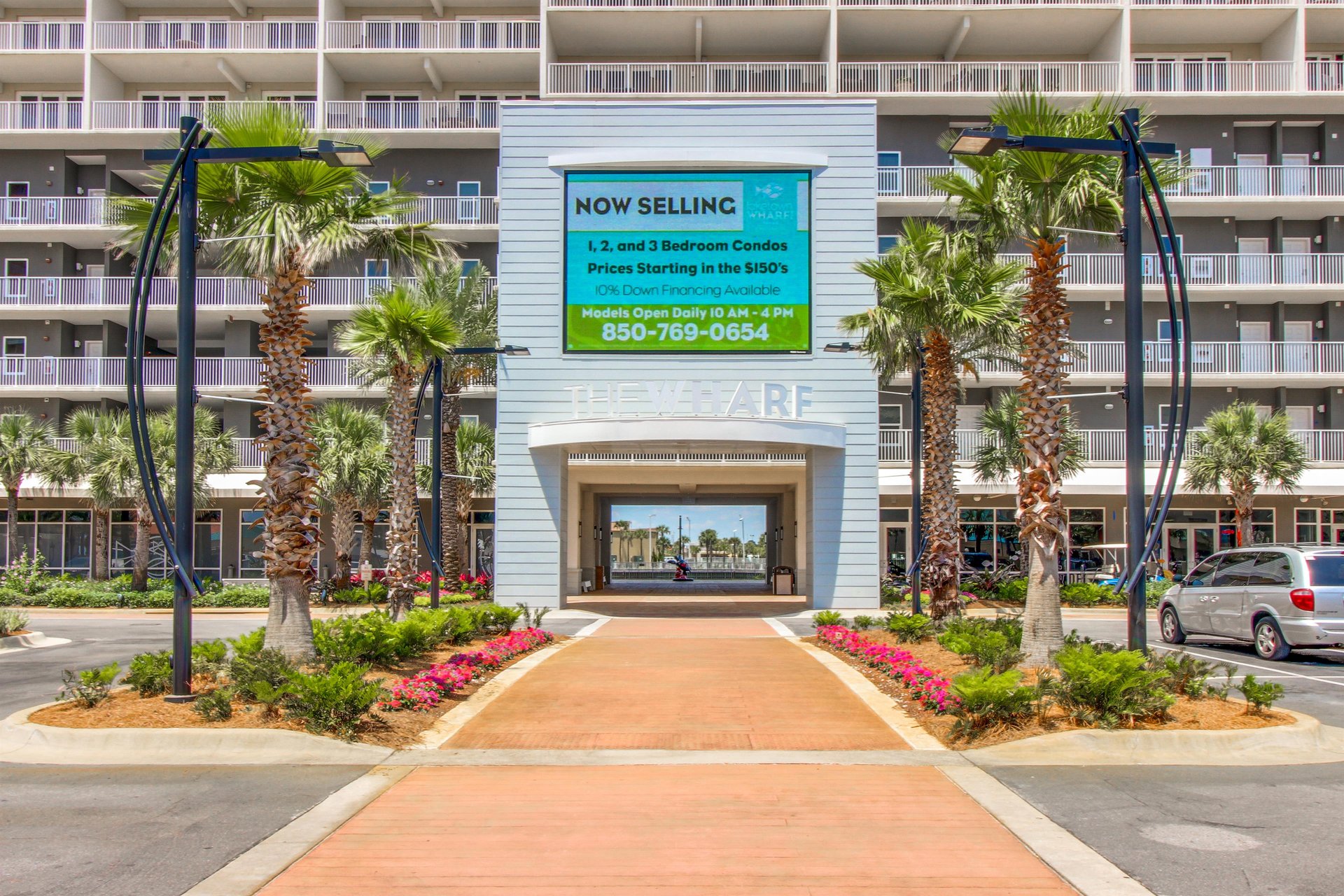 Laketown Wharf 1120 20