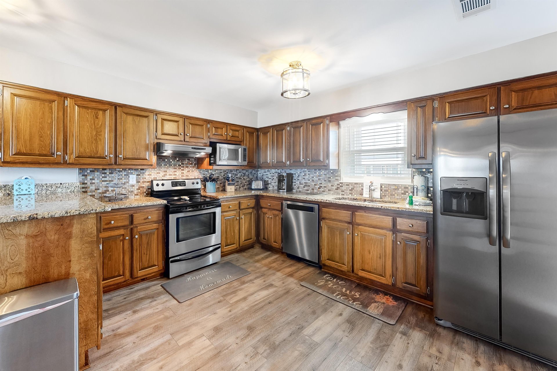 Cheles Bayside Cottage 9