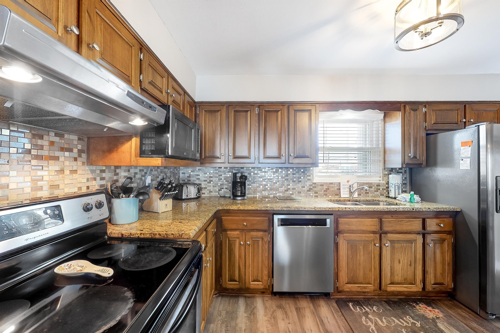 Cheles Bayside Cottage 10