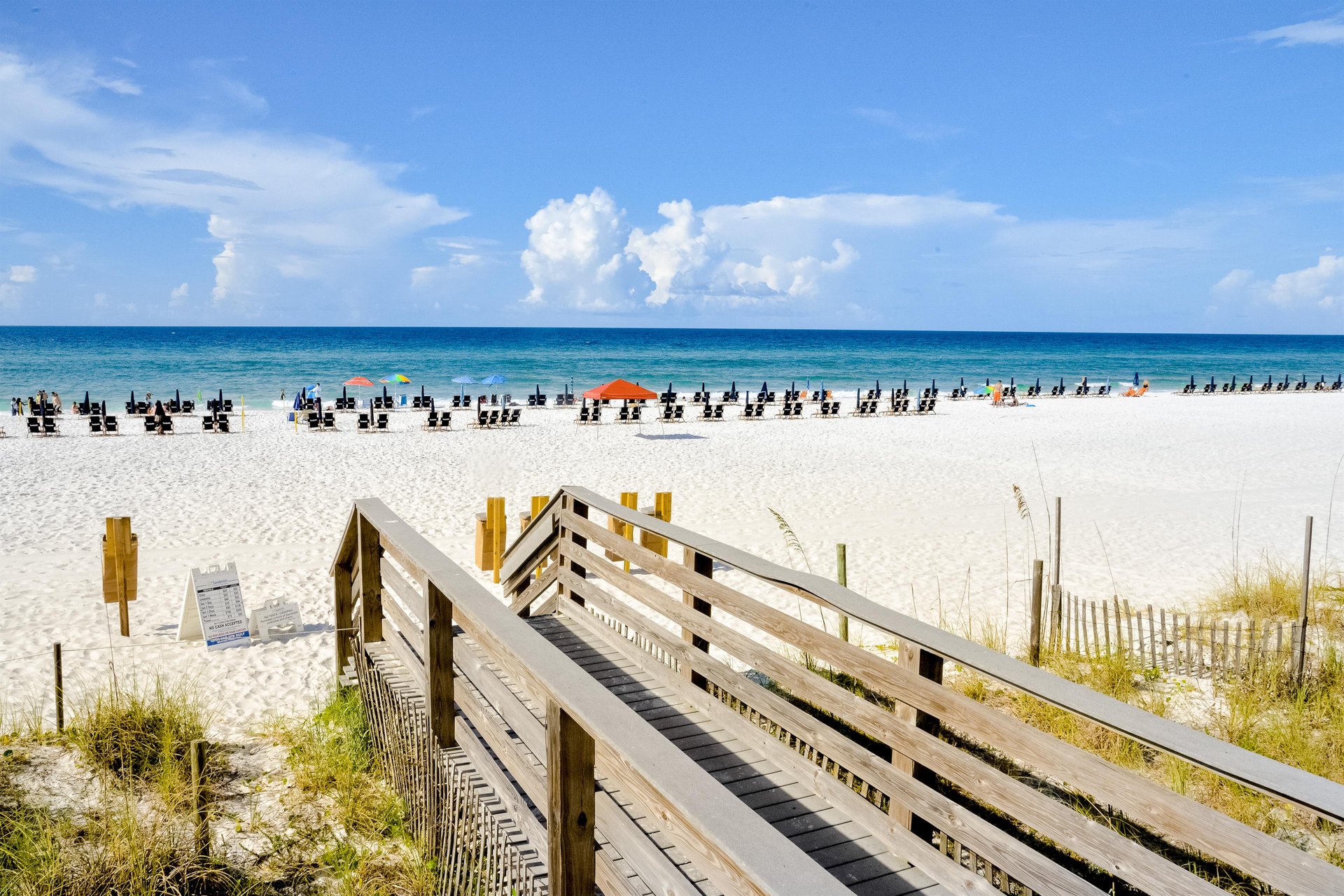 Baytowne Wharf  Pilot House 314 8