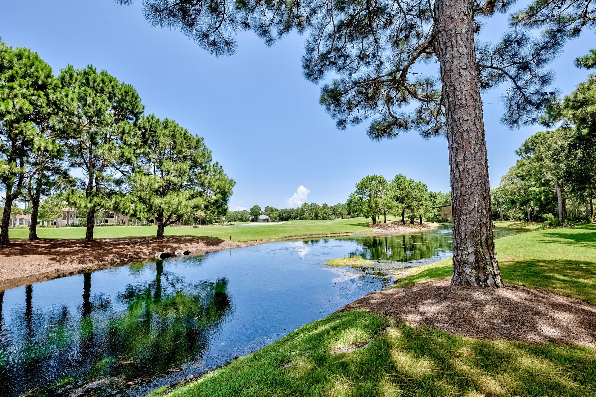 Baytowne Wharf  Pilot House 314 25