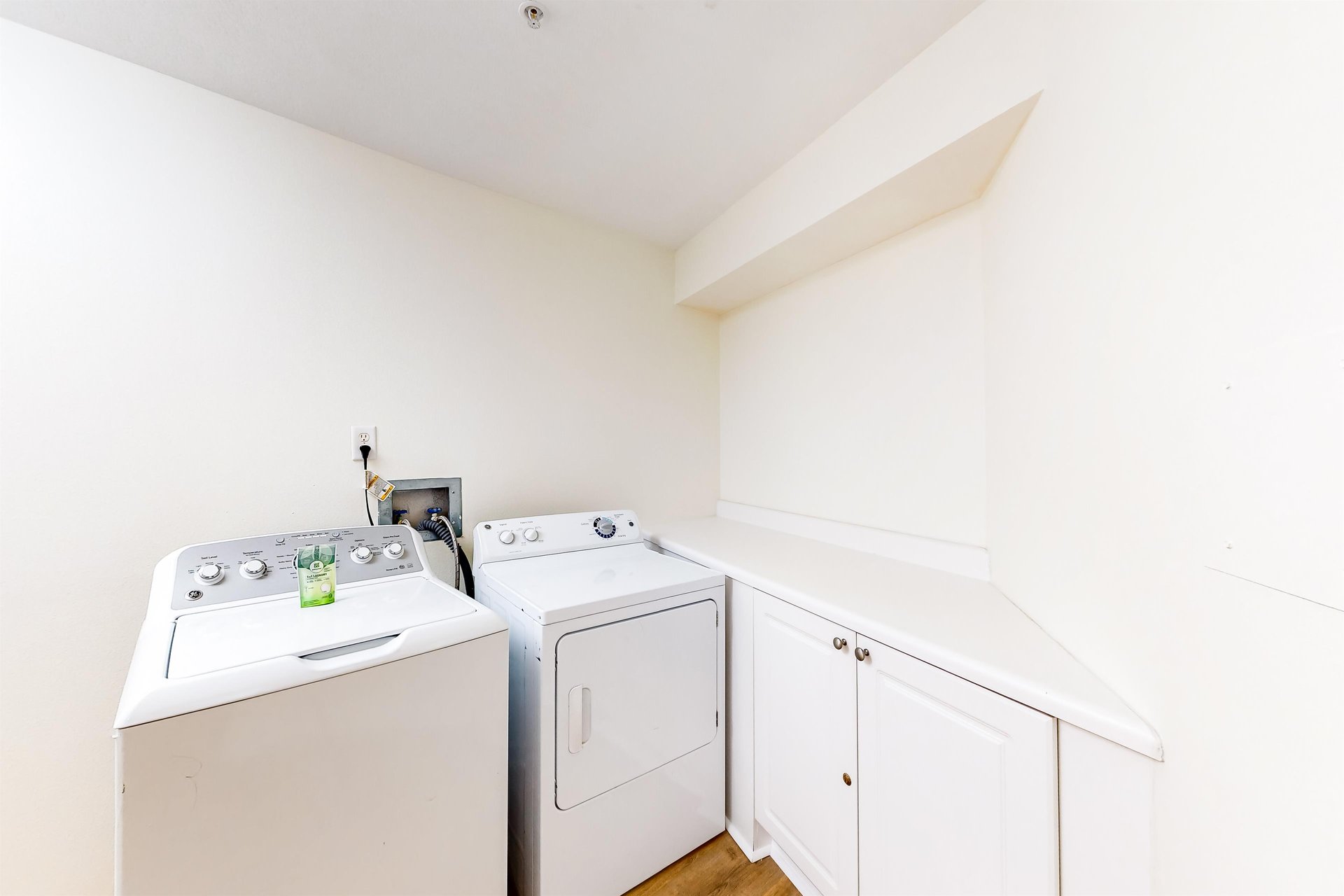 Amalfi Coast D 326 17