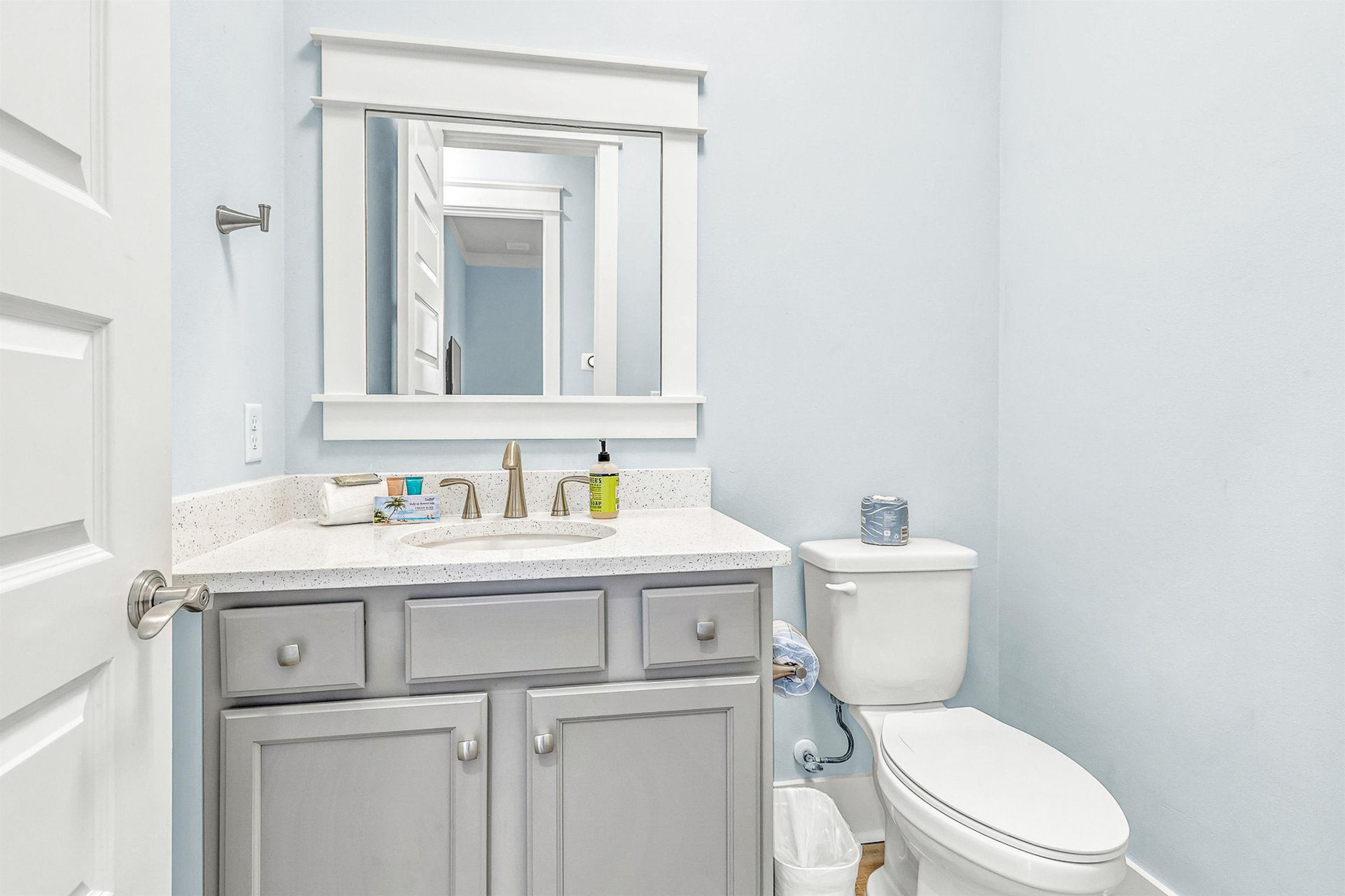 Hidden Palms Escape 14