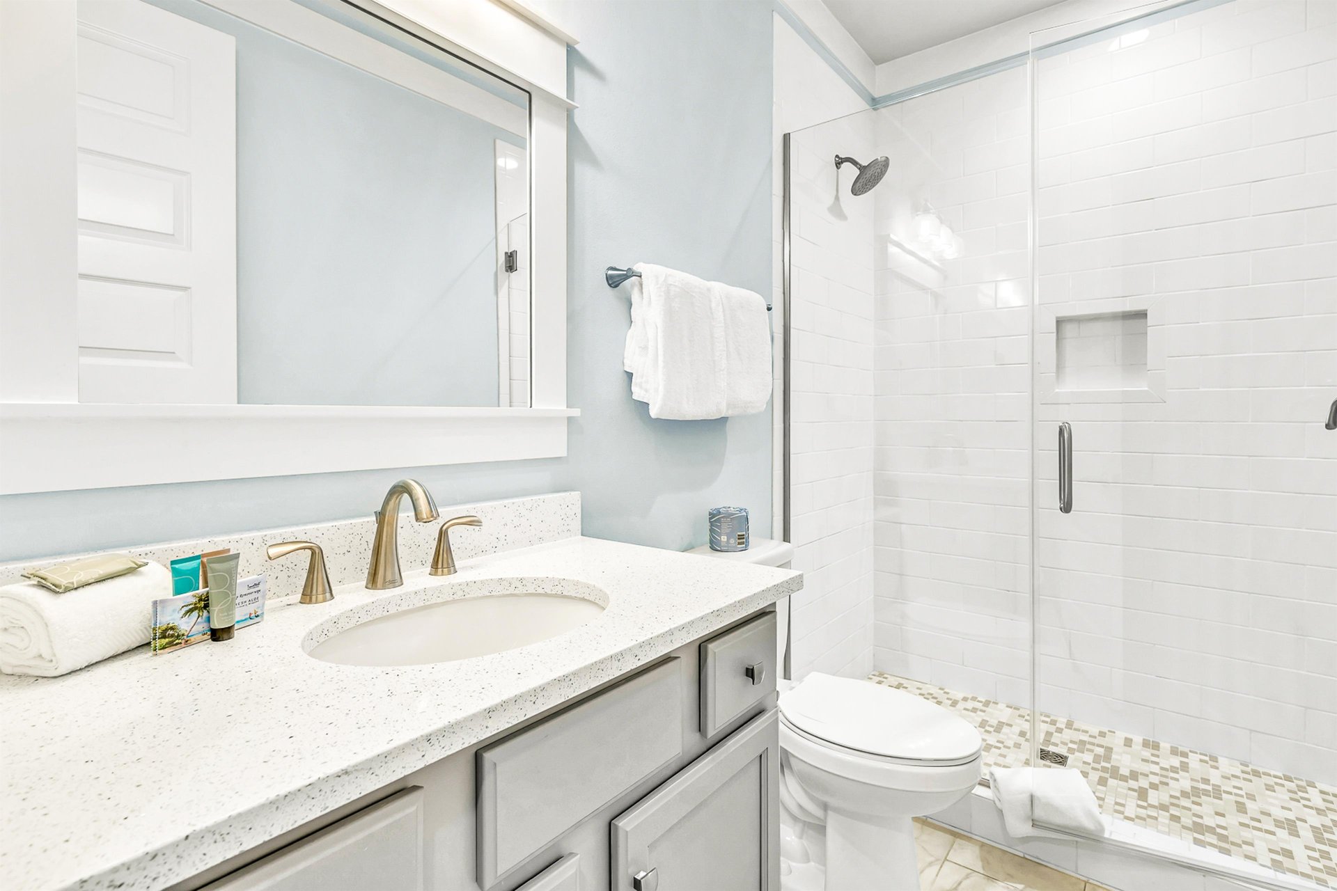 Hidden Palms Escape 24