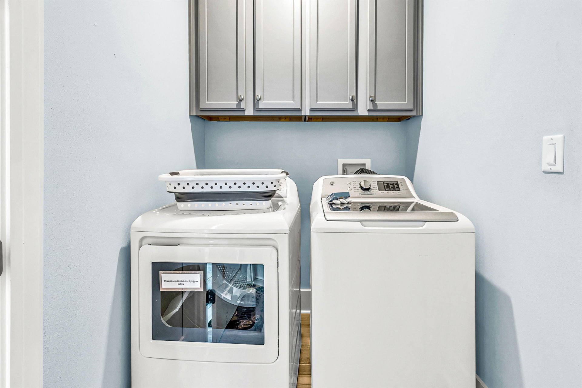 Hidden Palms Escape 25