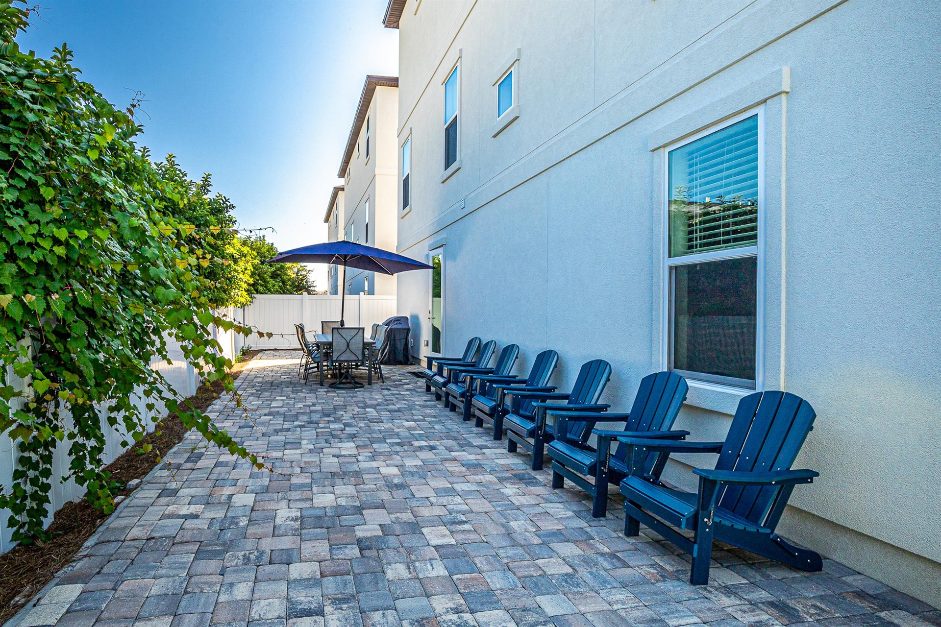 Hidden Palms Escape 31