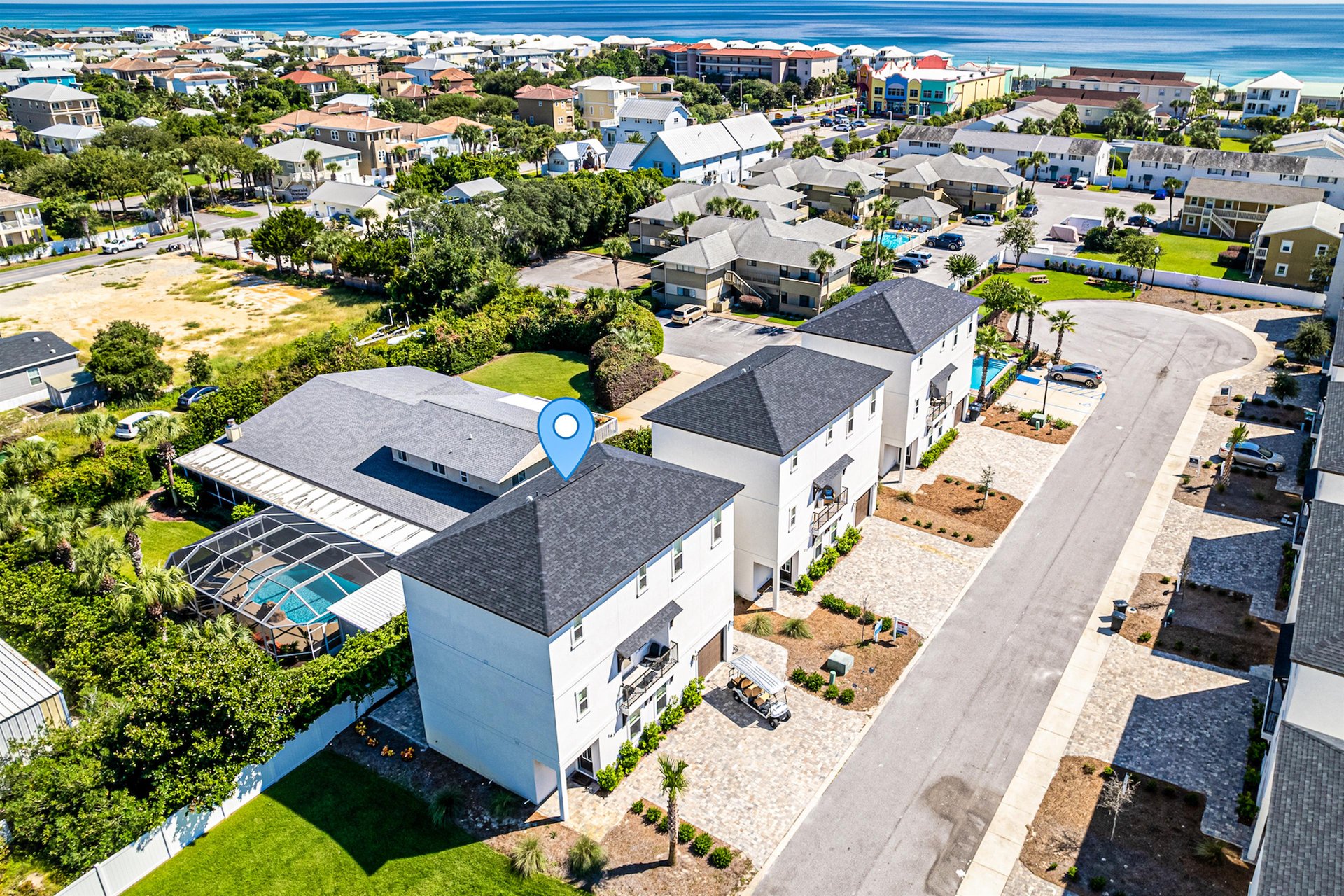 Hidden Palms Escape 34