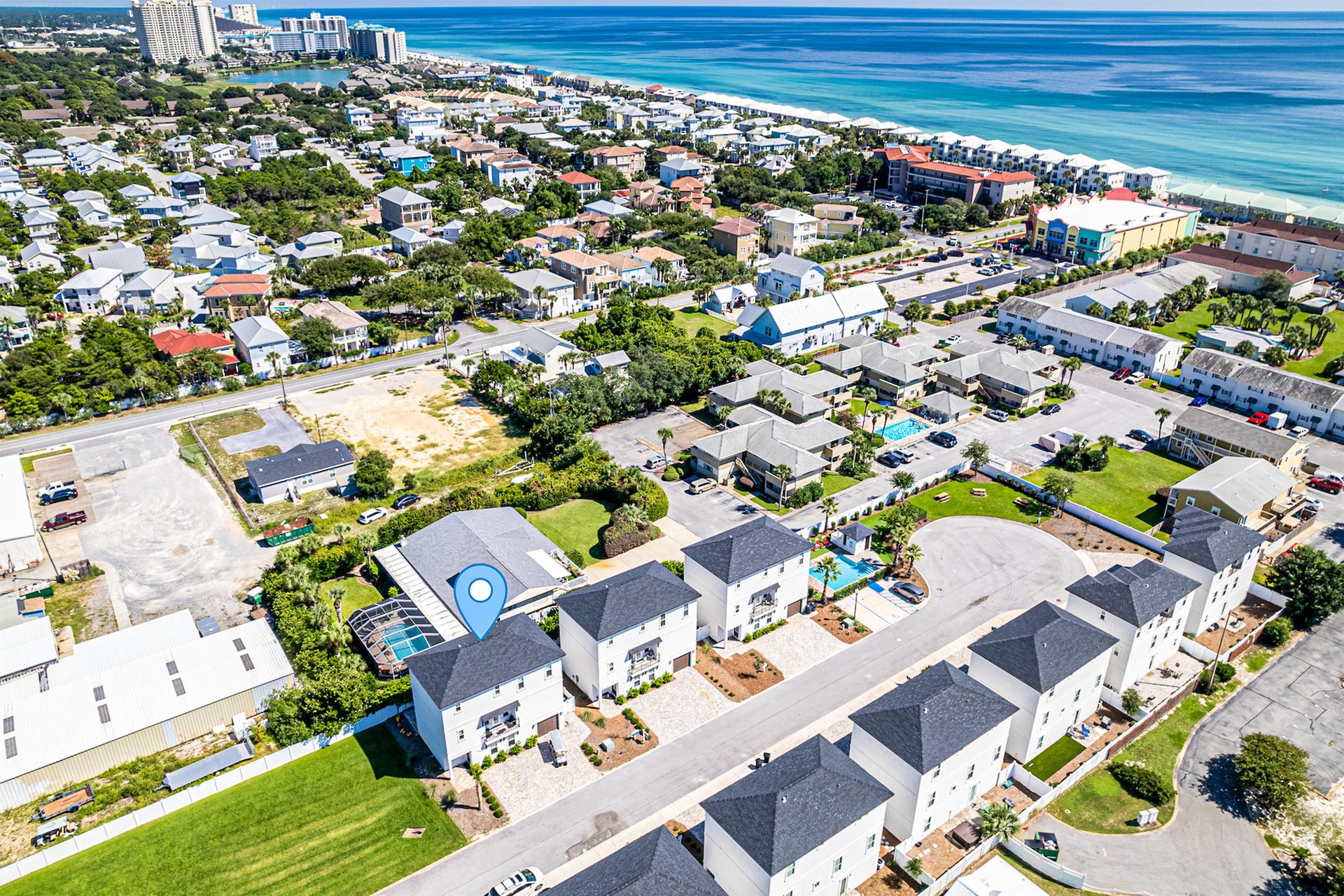 Hidden Palms Escape 35