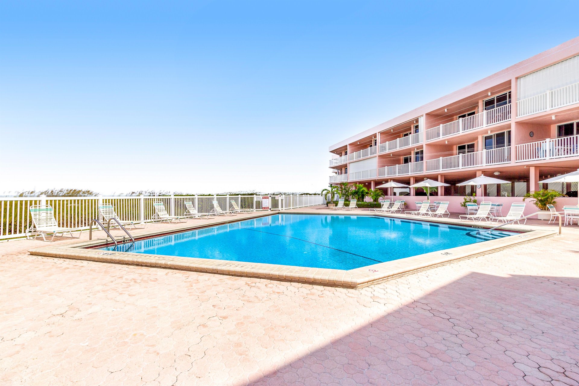 Anna Maria Island Club Unit 18S 35