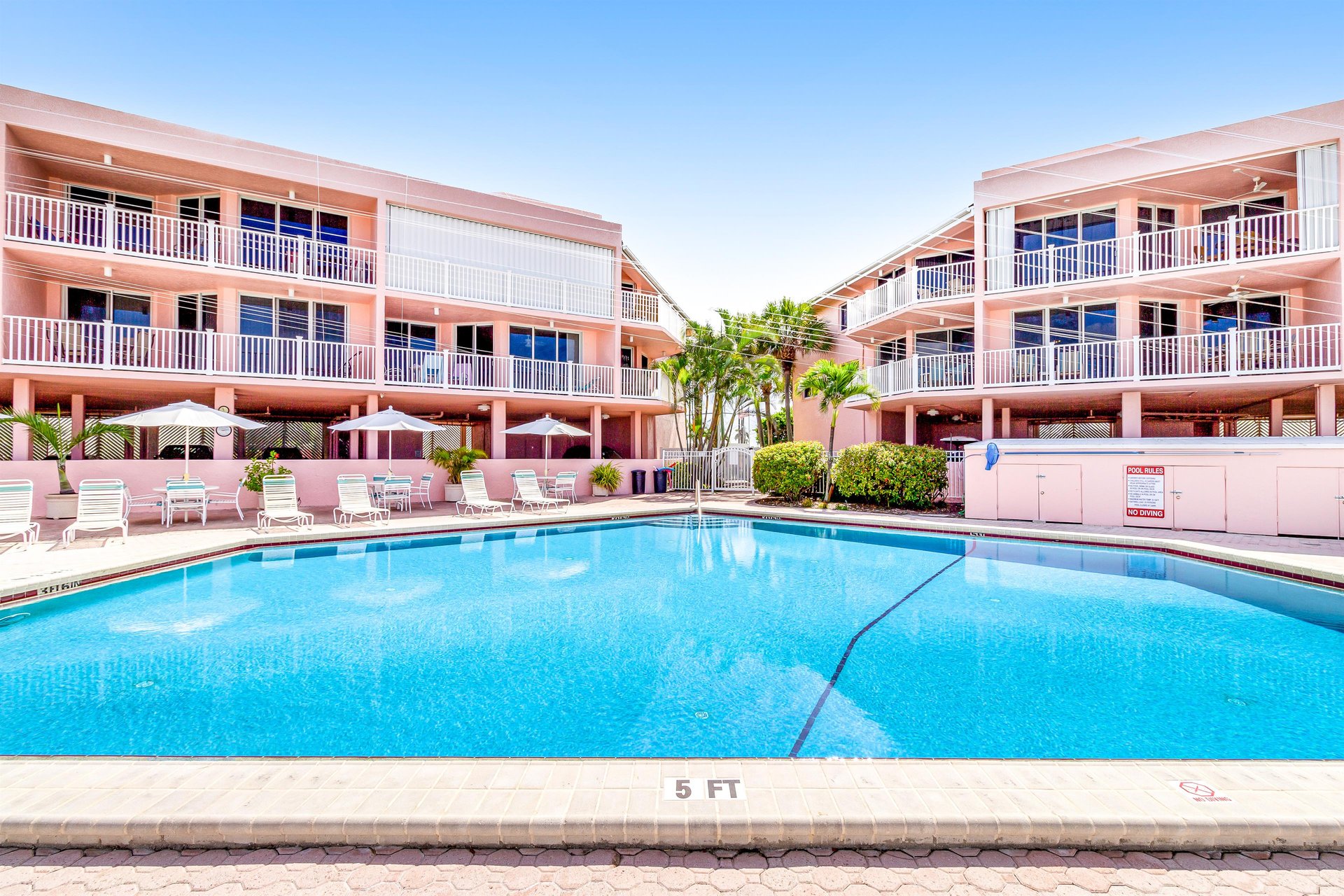 Anna Maria Island Club Unit 18S 37