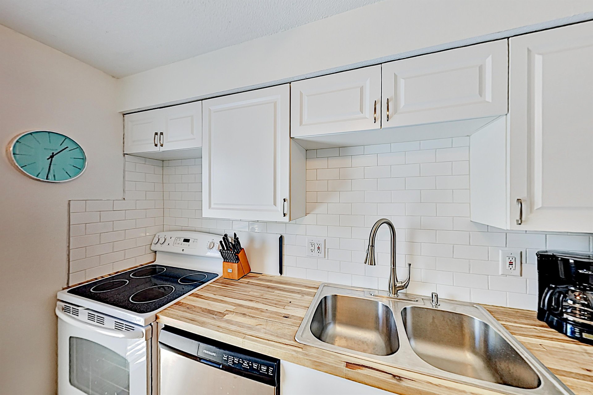 Coquina Way Unit 4 6