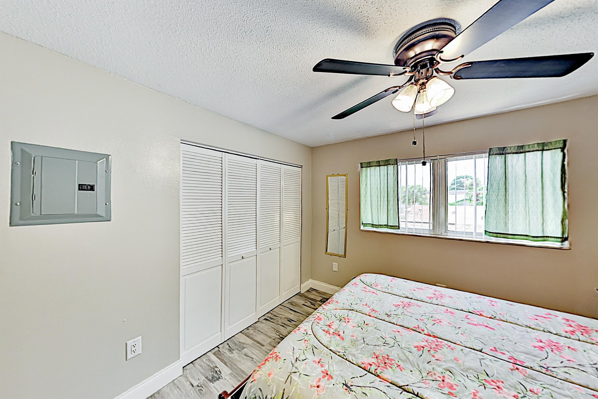 Coquina Way Unit 3 8