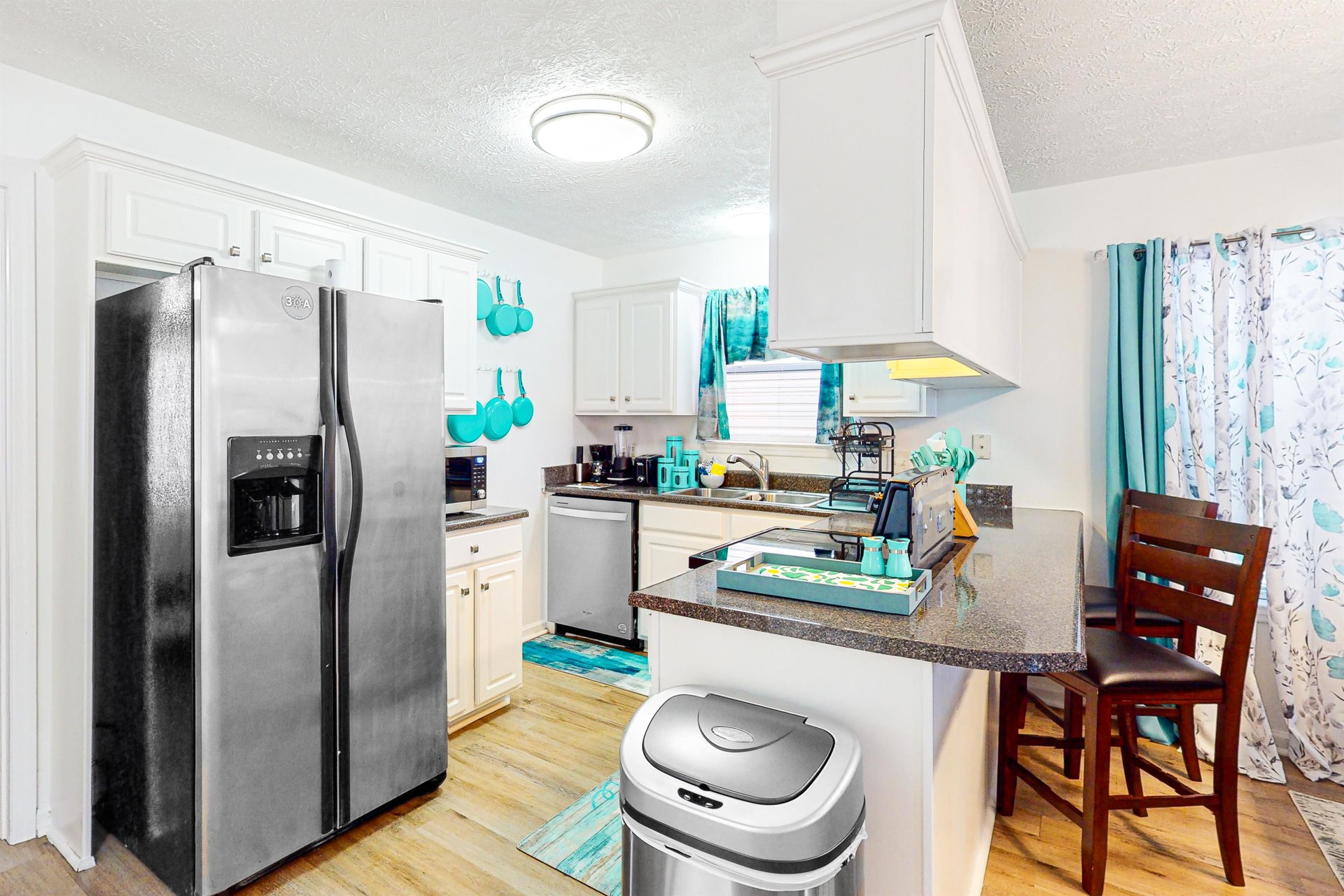 Palm Cove Turquoise Retreat 8