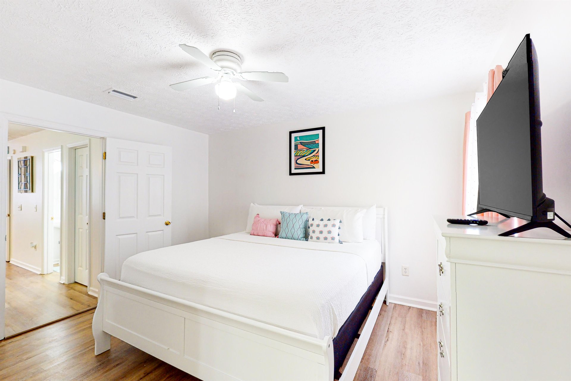 Palm Cove Turquoise Retreat 12