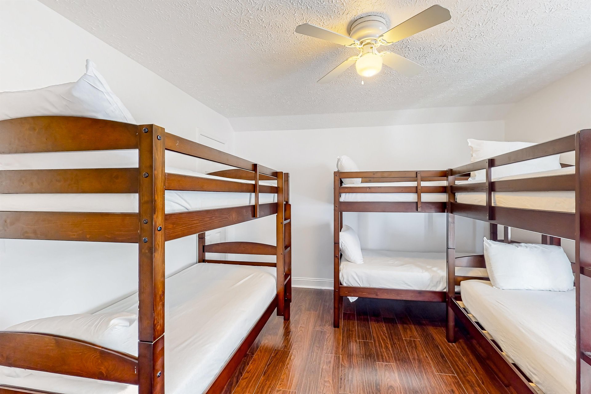 Palm Cove Blue Lagoon 24