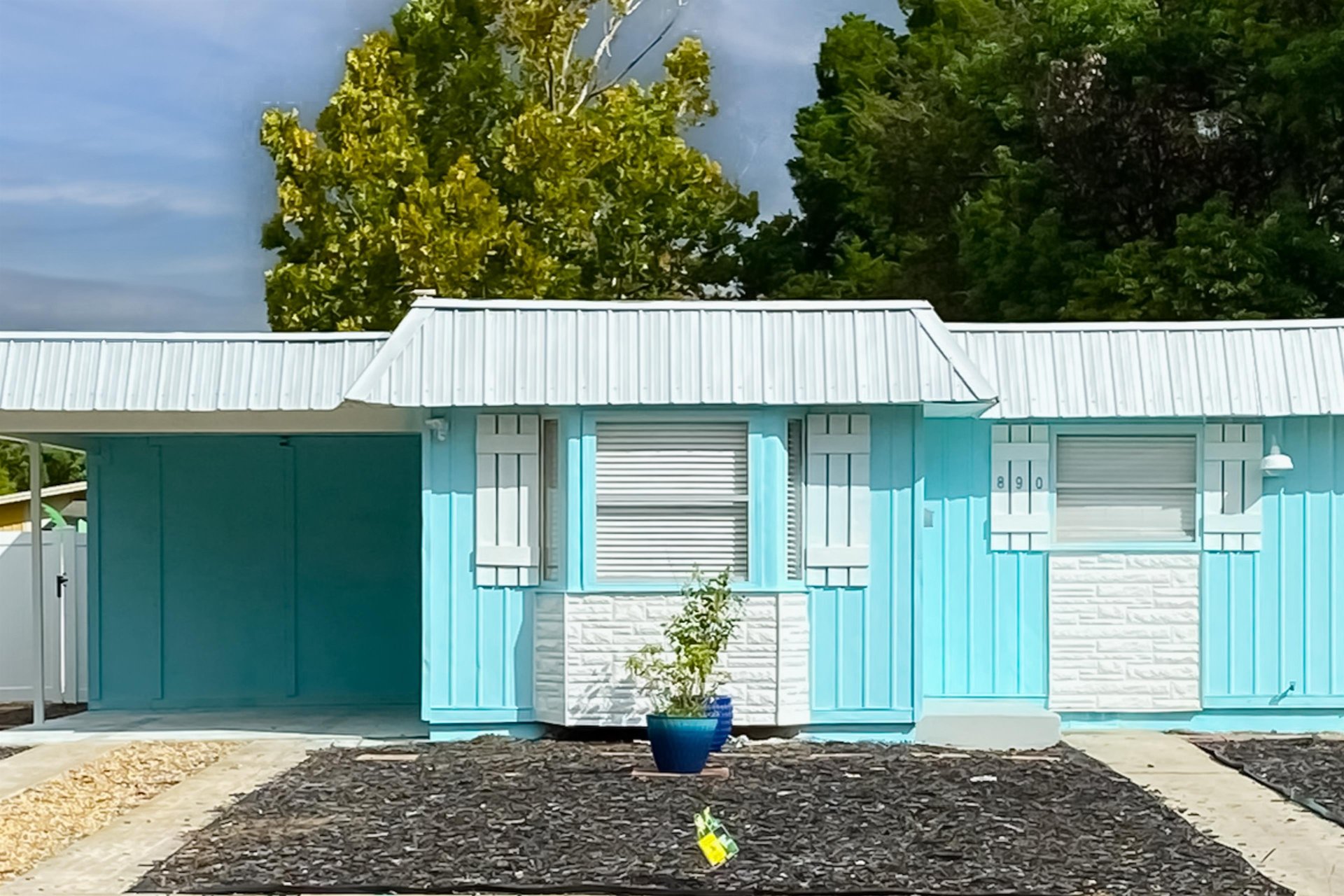 Cozy Cottage Getaway 4