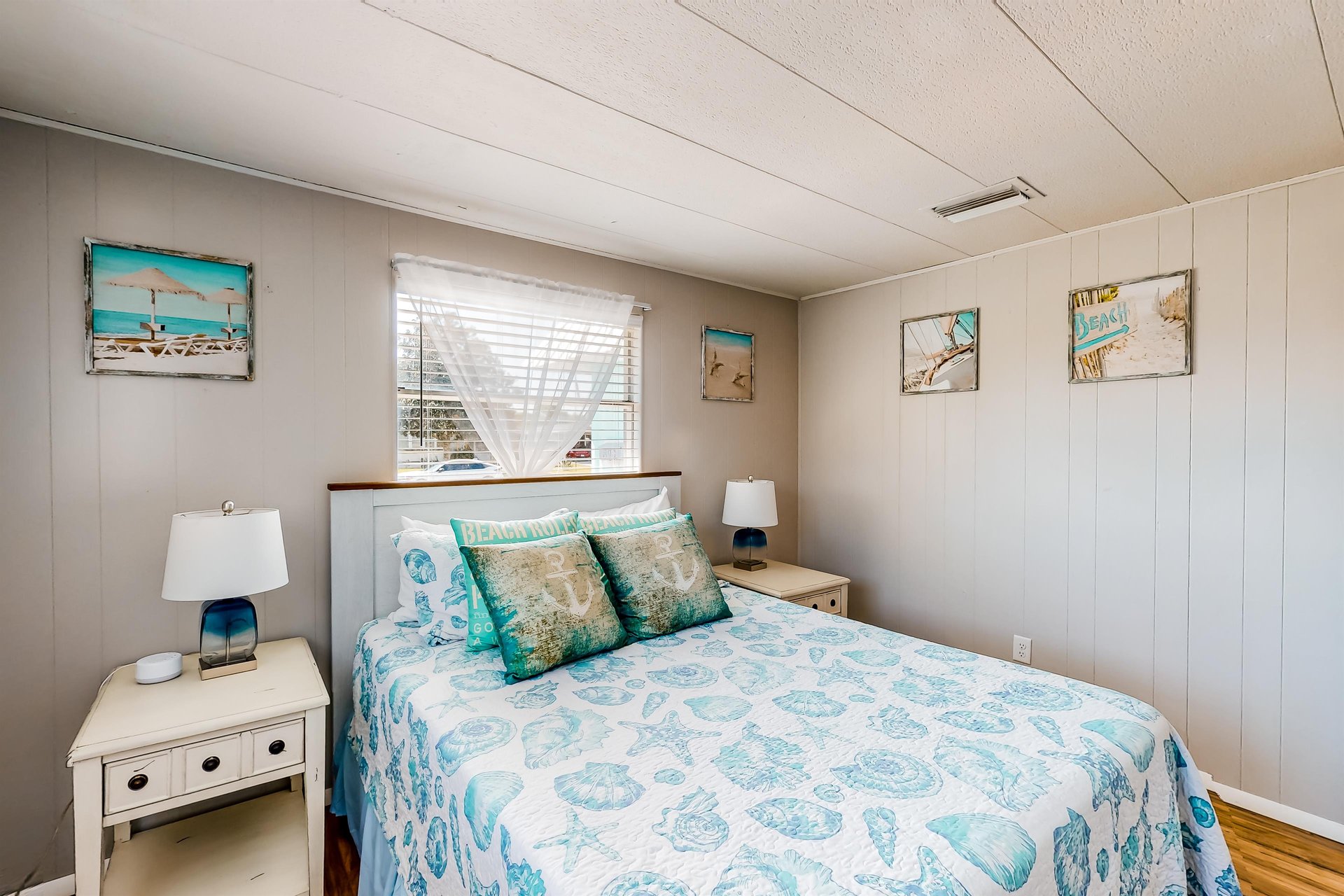 Cozy Cottage Getaway 15