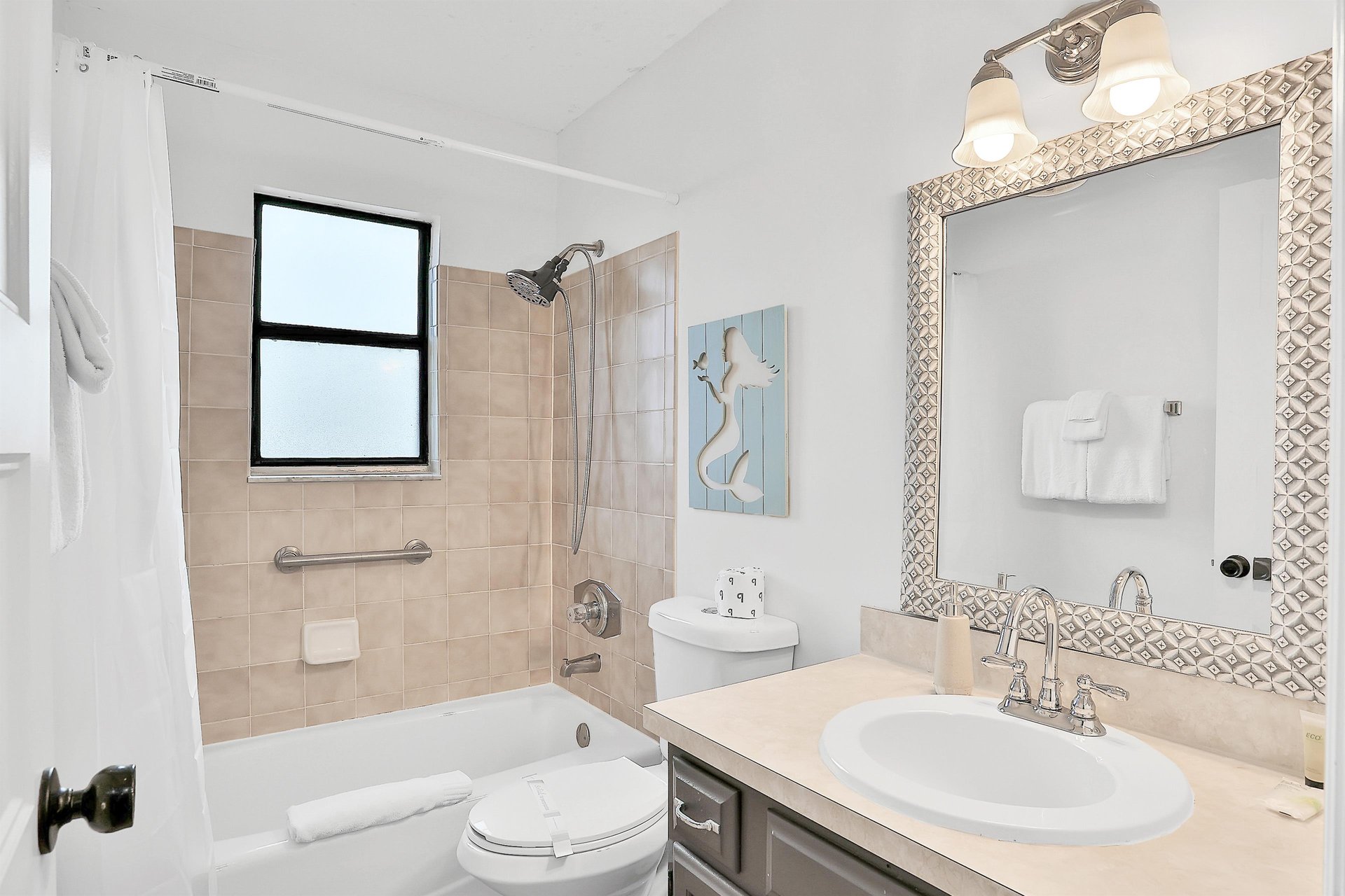 Butler Beach Escape  Lower 13