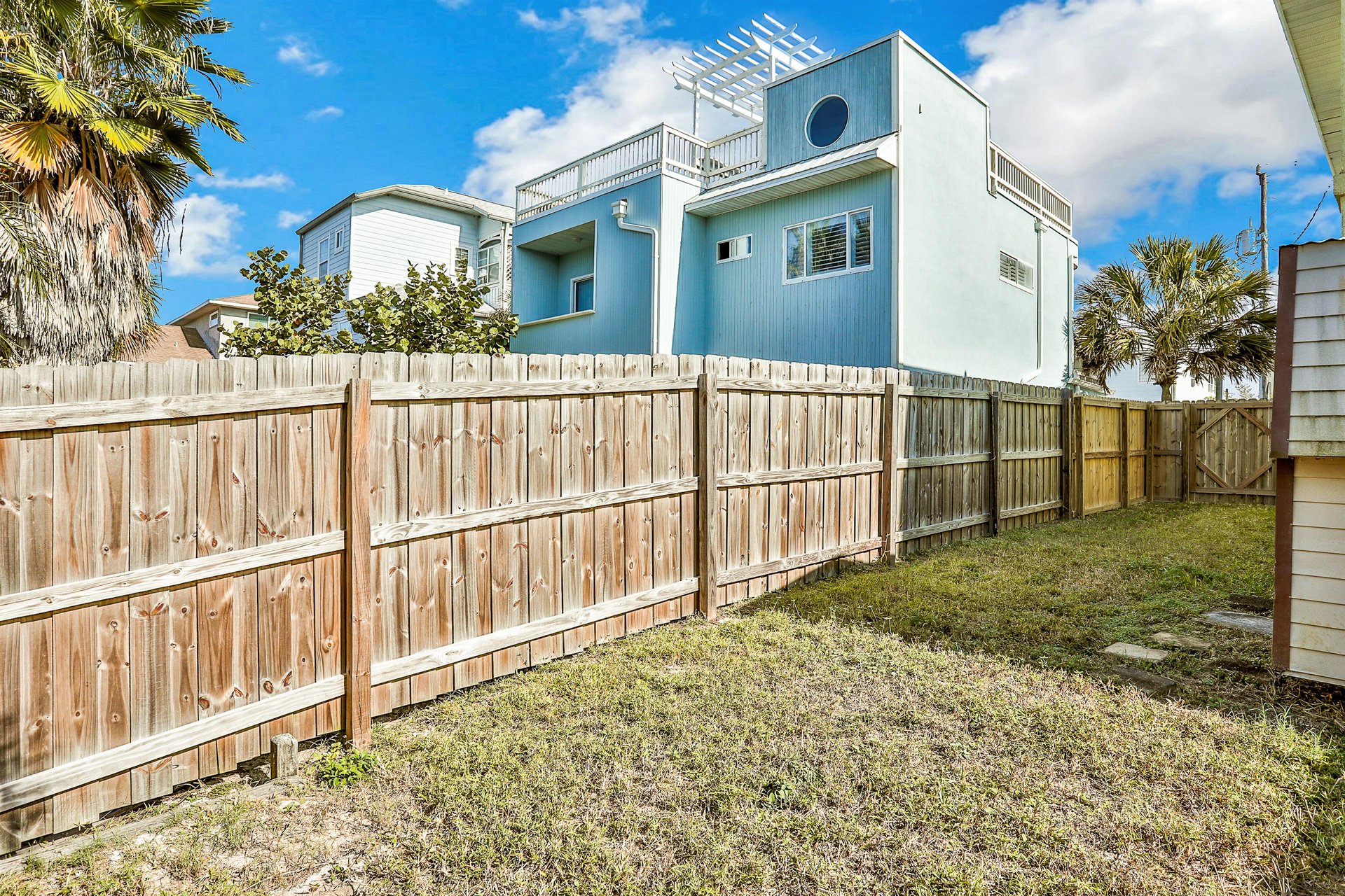 Butler Beach Escape  Lower 20