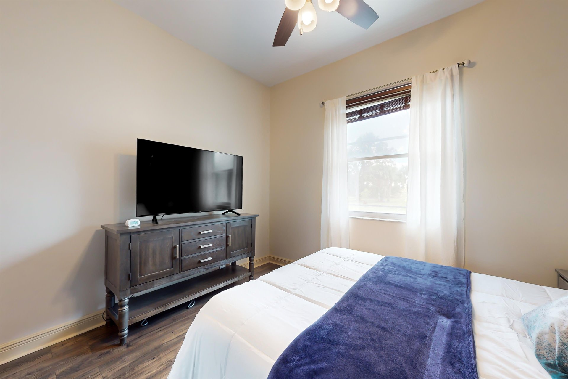 Swaying Palms Estate 27