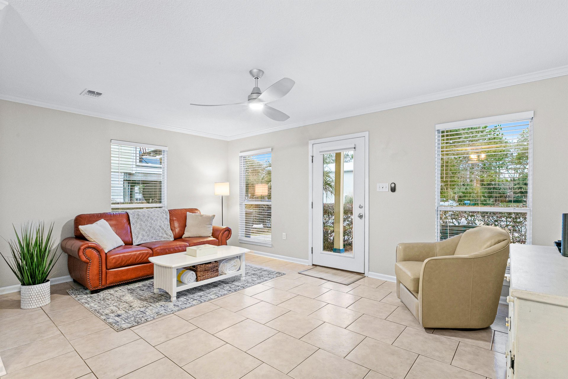 Sea La Vie at Blue Mountain Beach 4