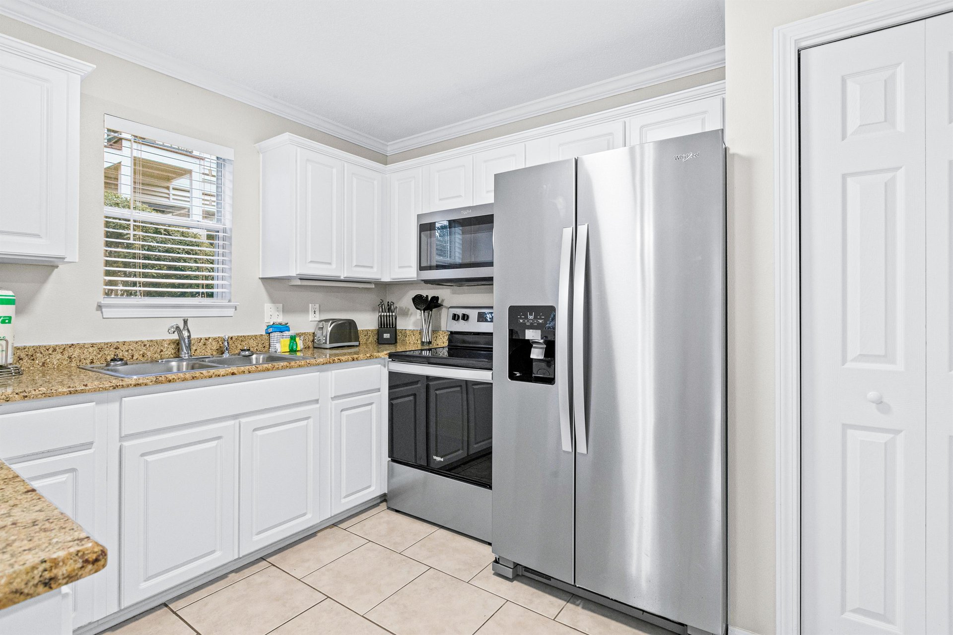 Sea La Vie at Blue Mountain Beach 9