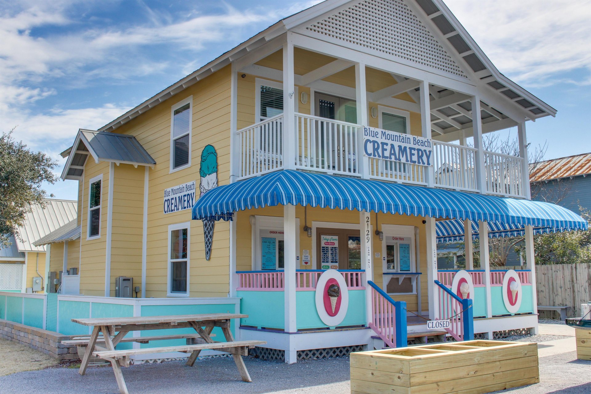 Sea La Vie at Blue Mountain Beach 25