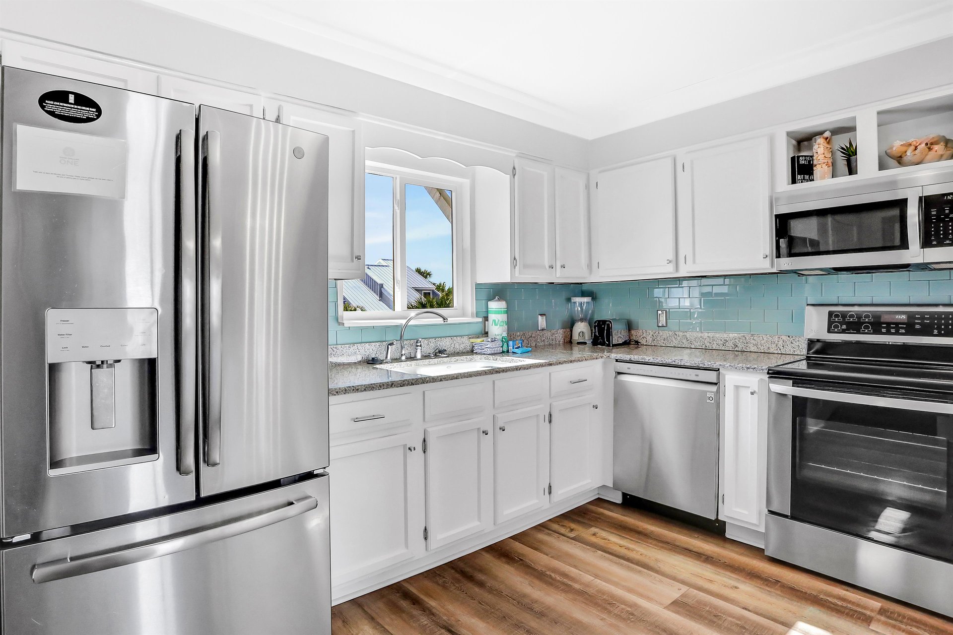 Sea Bluff Townhomes 10  Crazy Toes 10