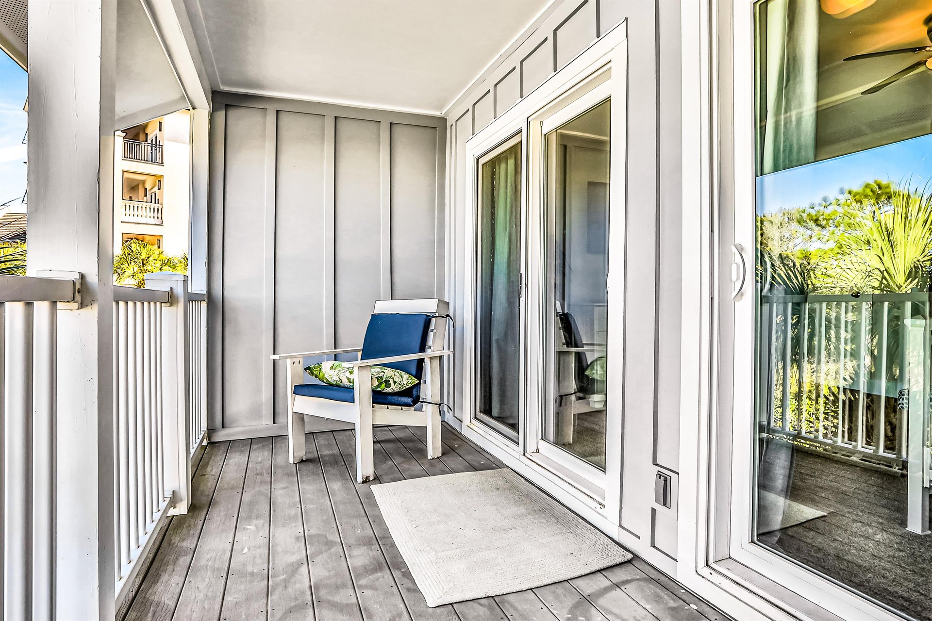 Sea Bluff Townhomes 10  Crazy Toes 23