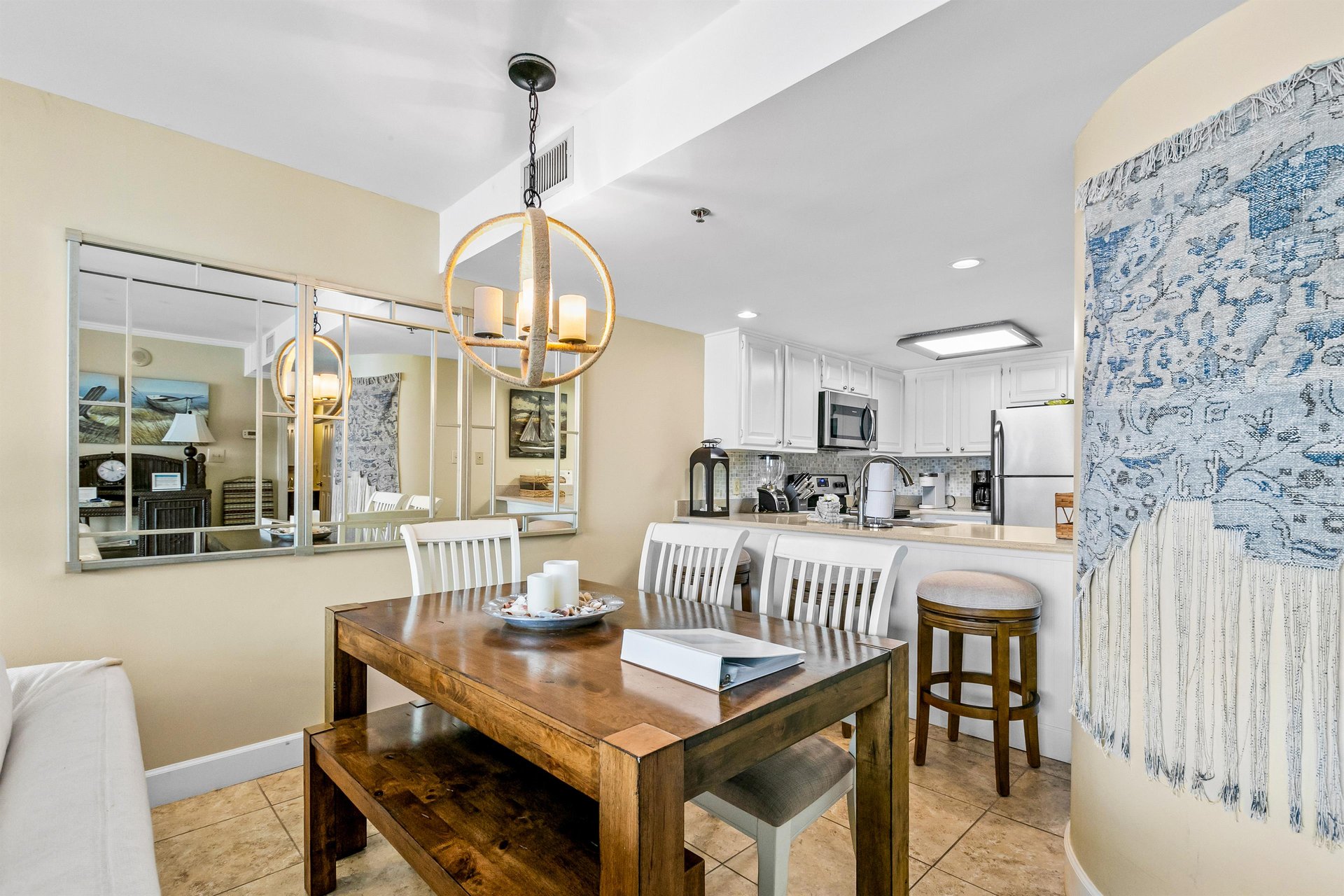 One Seagrove Place 0705 7