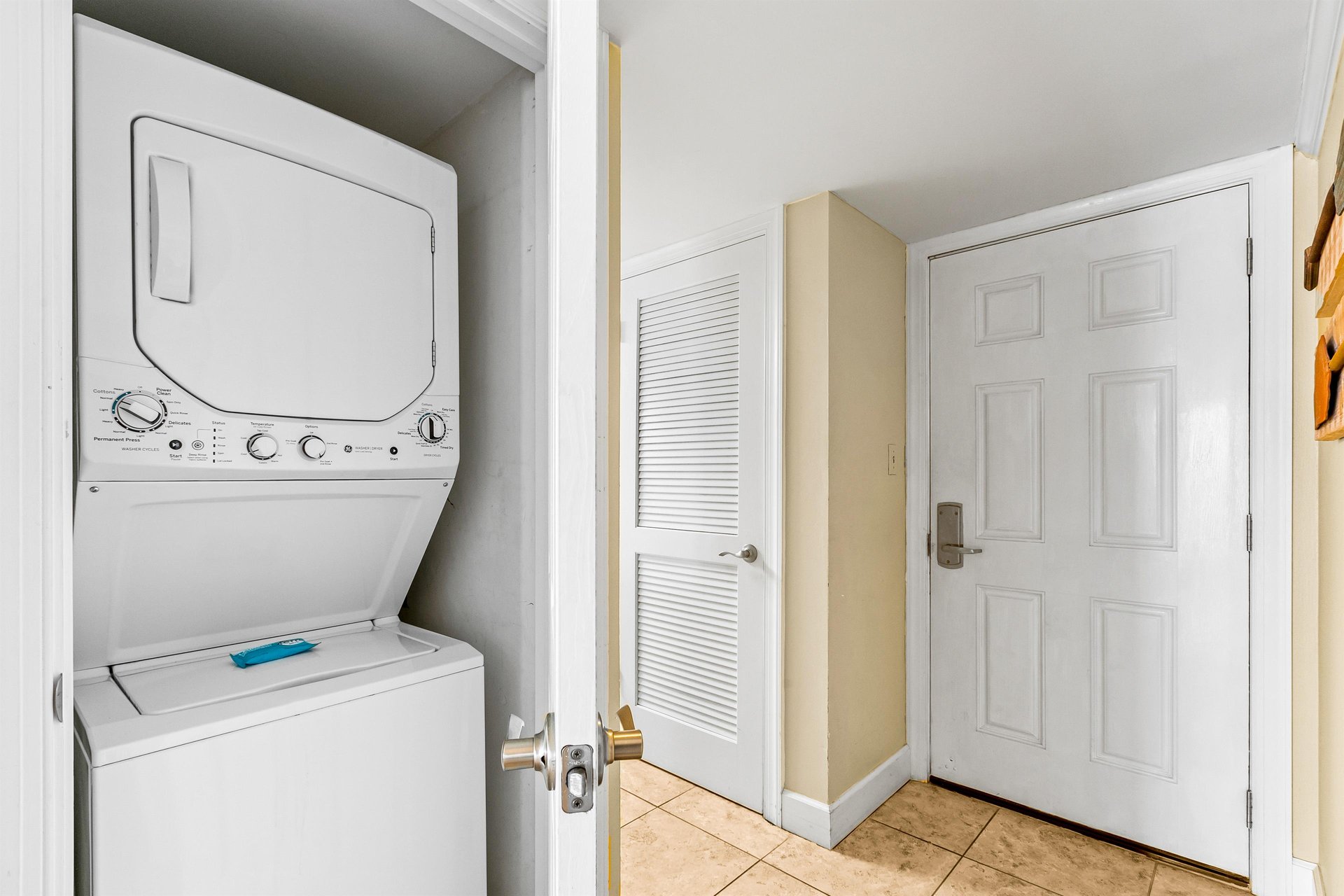 One Seagrove Place 0705 12