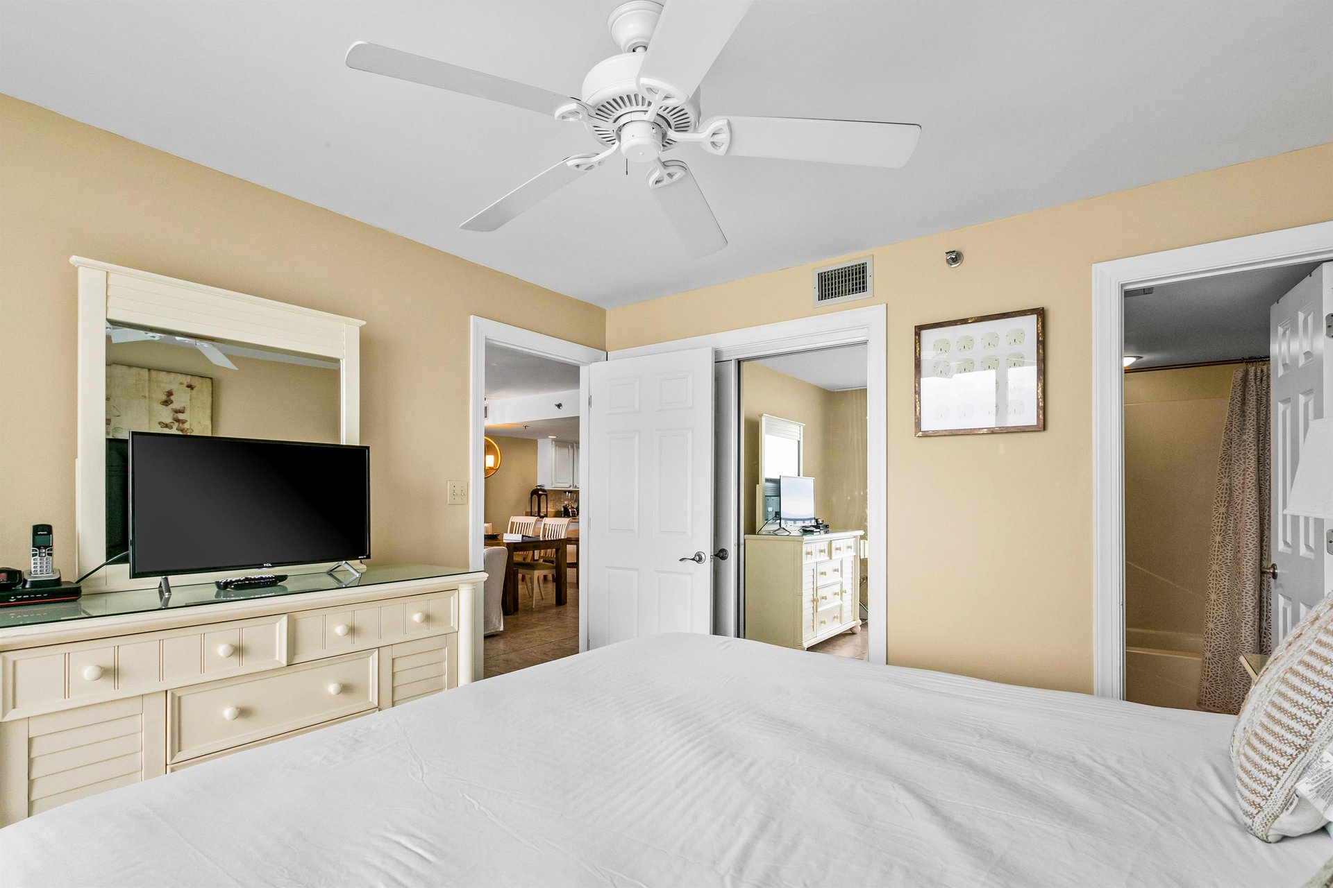 One Seagrove Place 0705 18